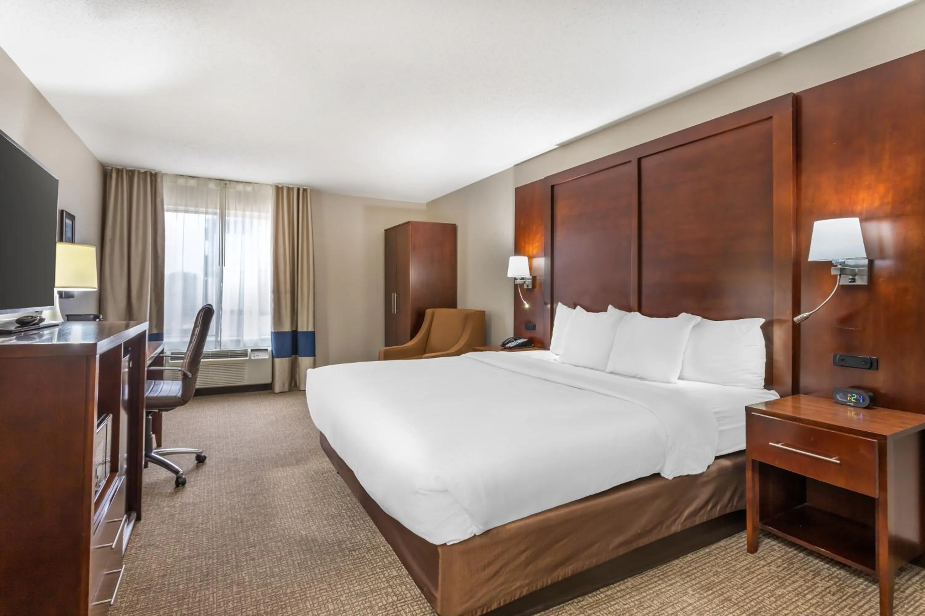 Bed in Comfort Inn & Suites Conway