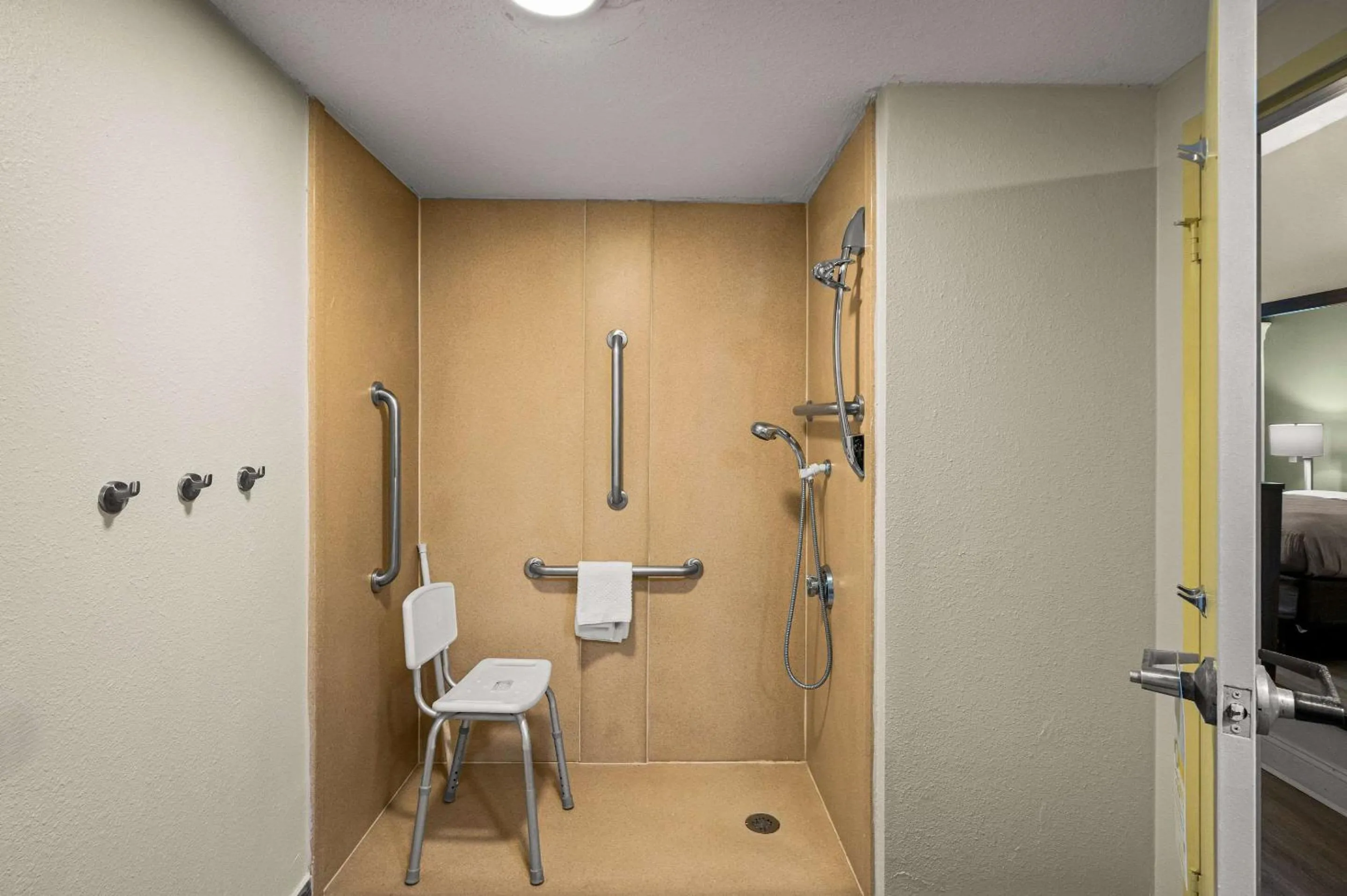 Bedroom in Quality Inn & Suites North Little Rock