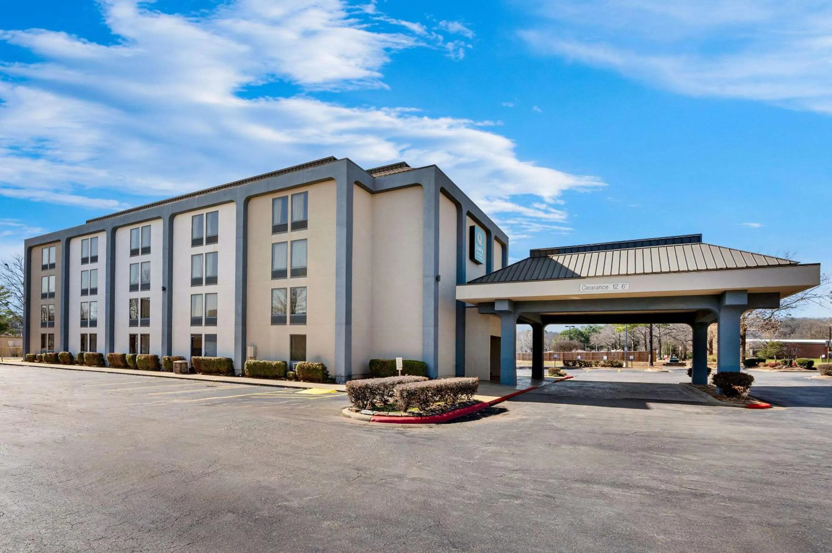 Property building in Quality Inn & Suites North Little Rock