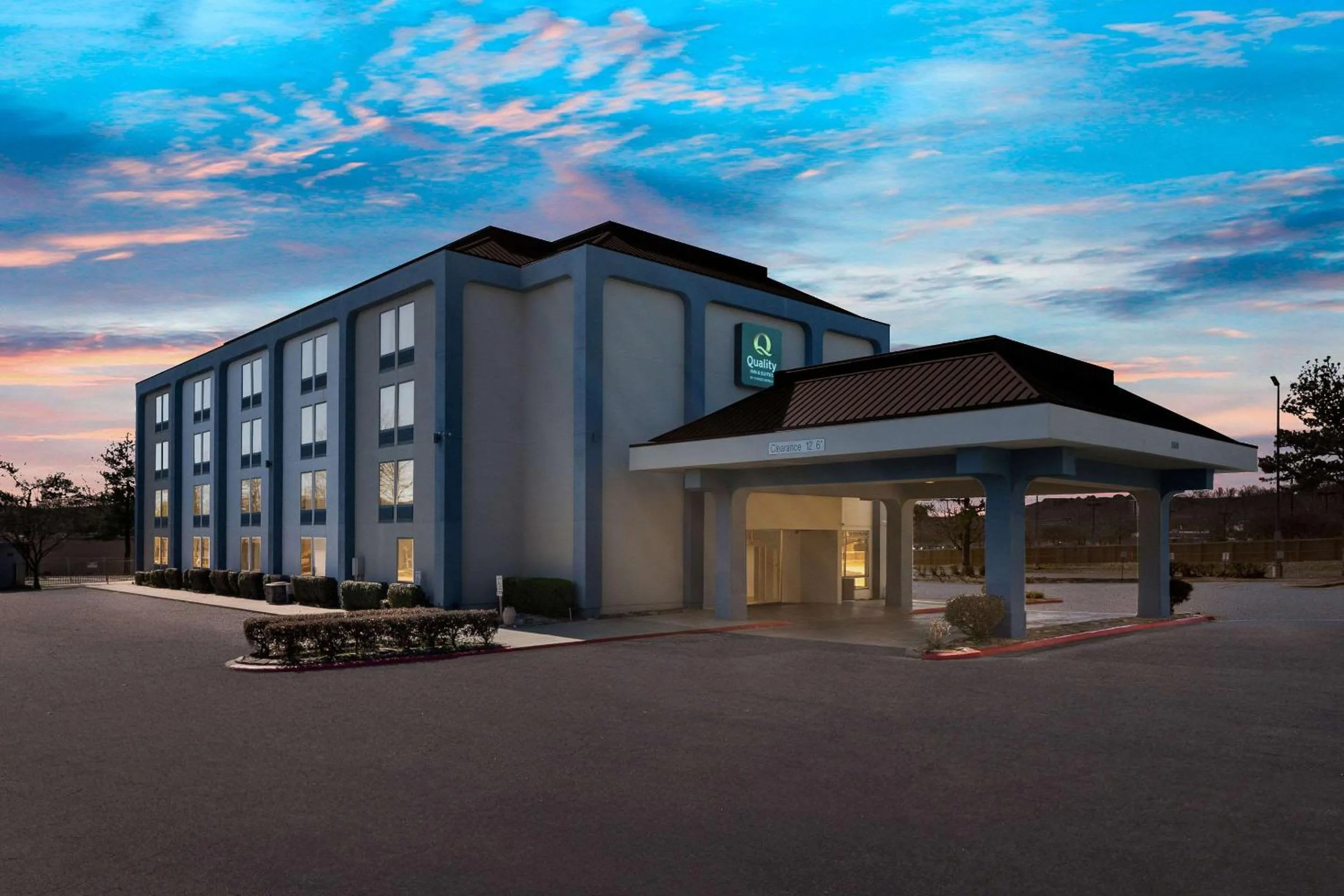 Property building in Quality Inn & Suites North Little Rock