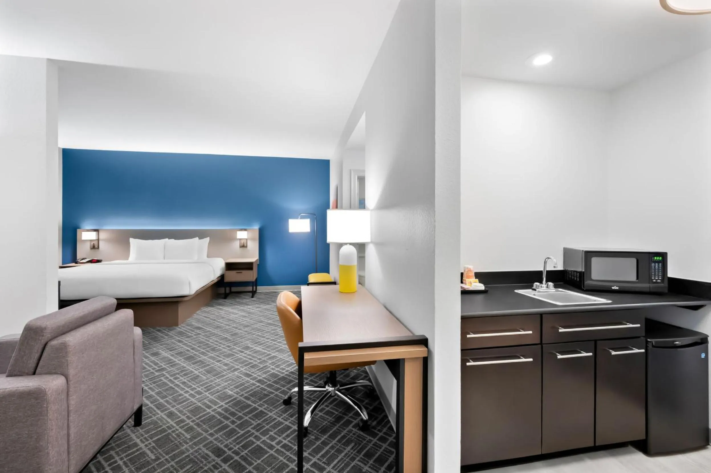 Bed in Comfort Inn & Suites Fort Smith I-540