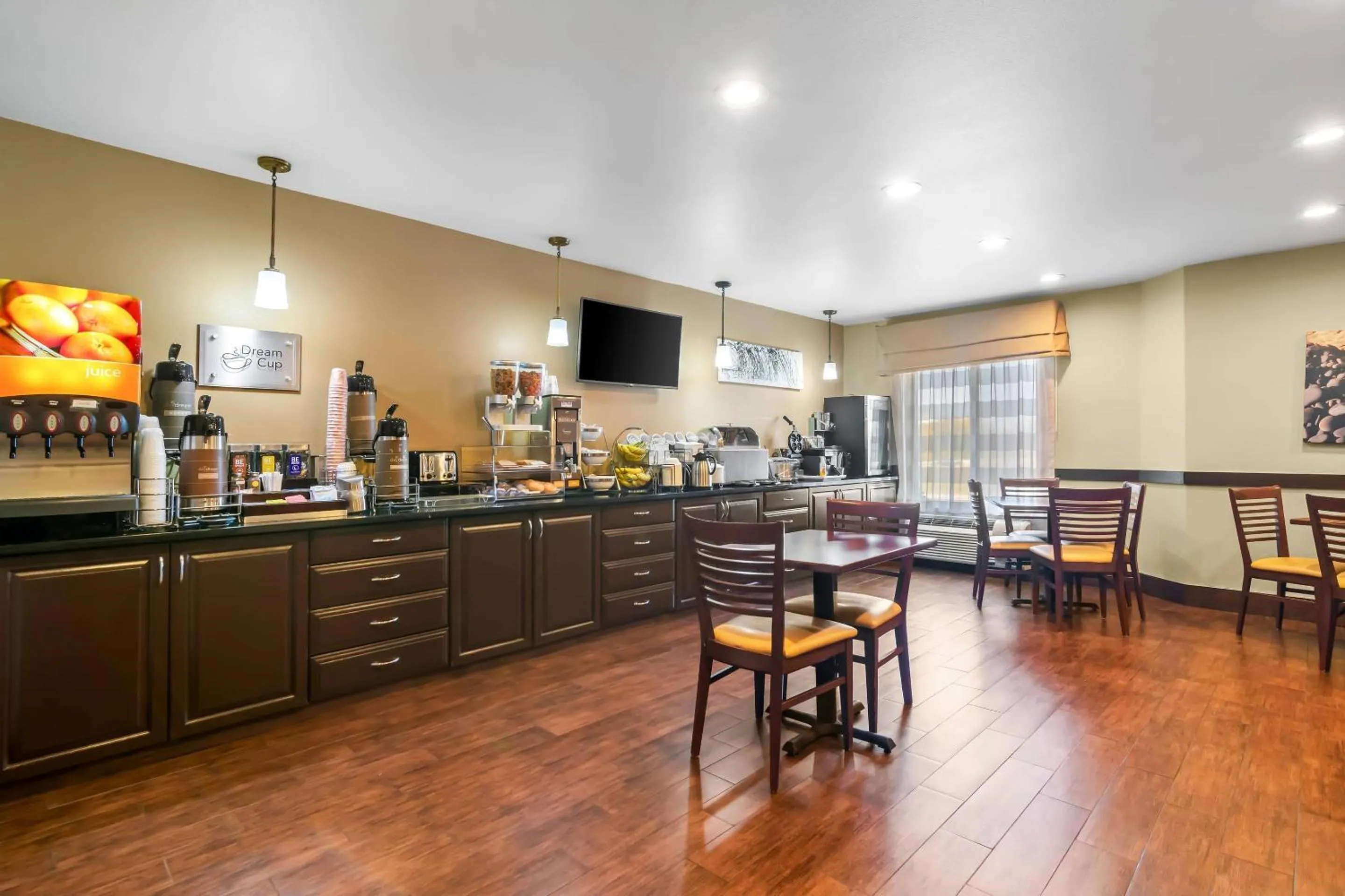 Breakfast in Sleep Inn Fayetteville North