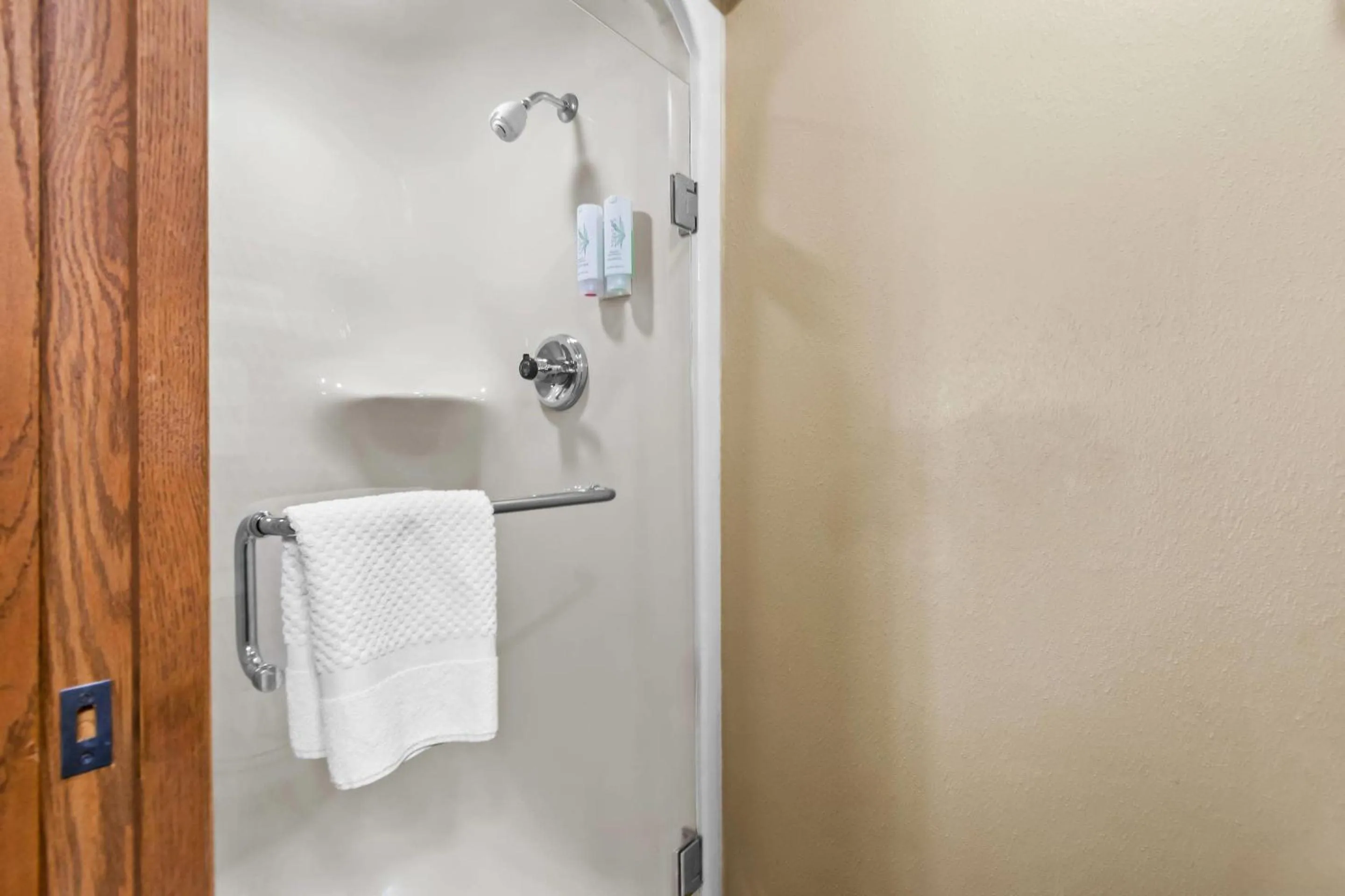 Bedroom in Sleep Inn Fayetteville North