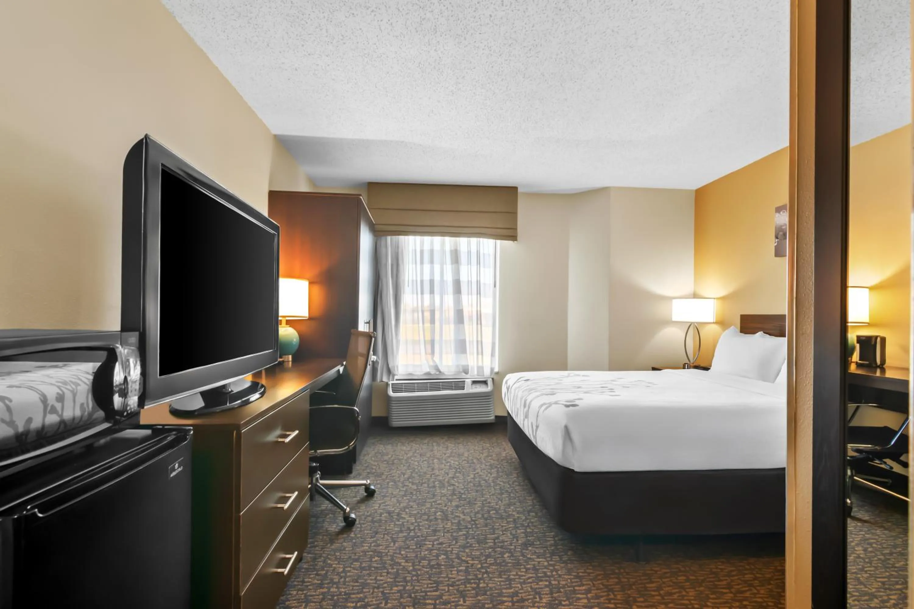 Bed in Sleep Inn Fayetteville North