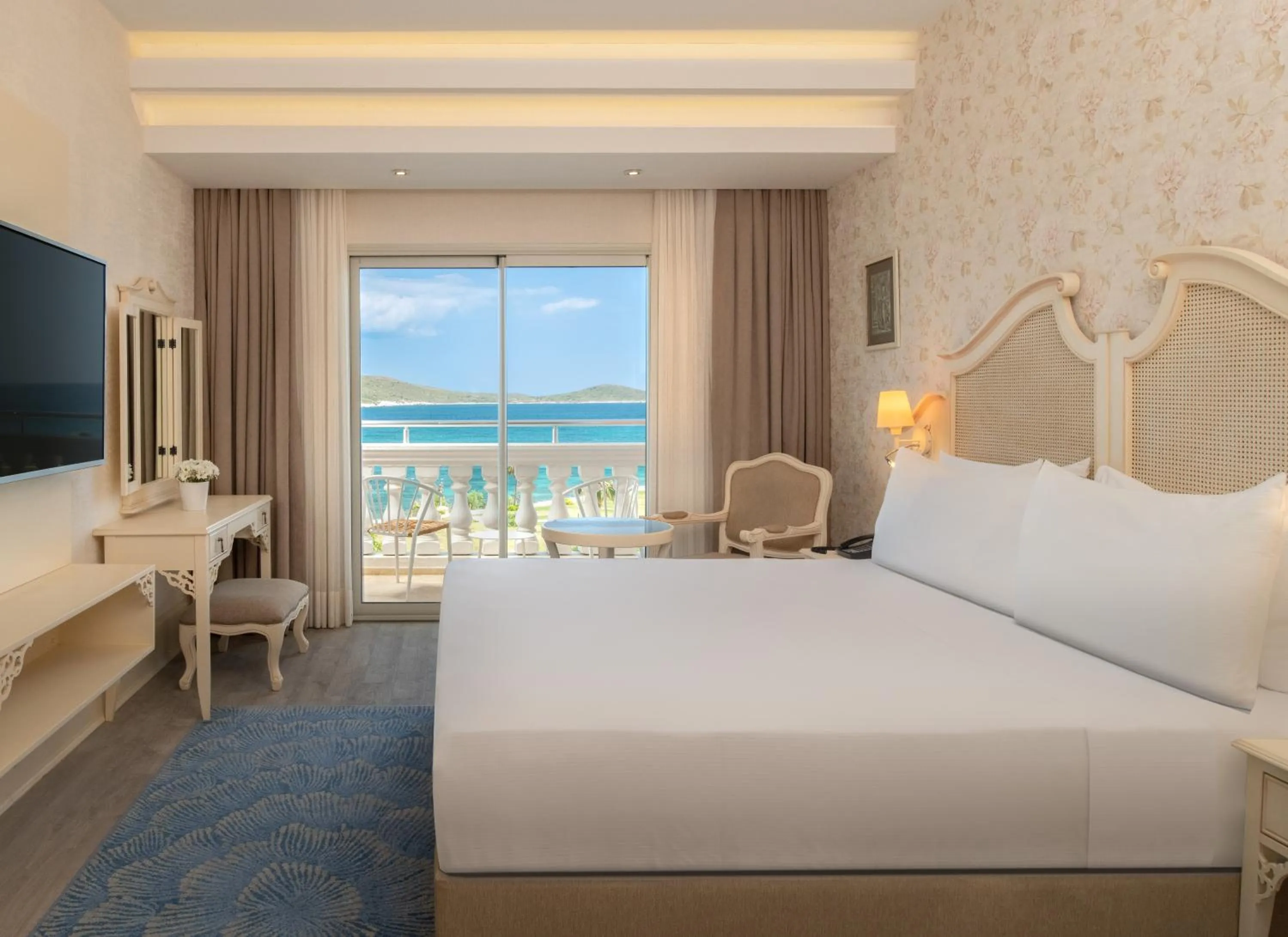 View (from property/room), Bed in Dolce by Wyndham Cesme Alacati