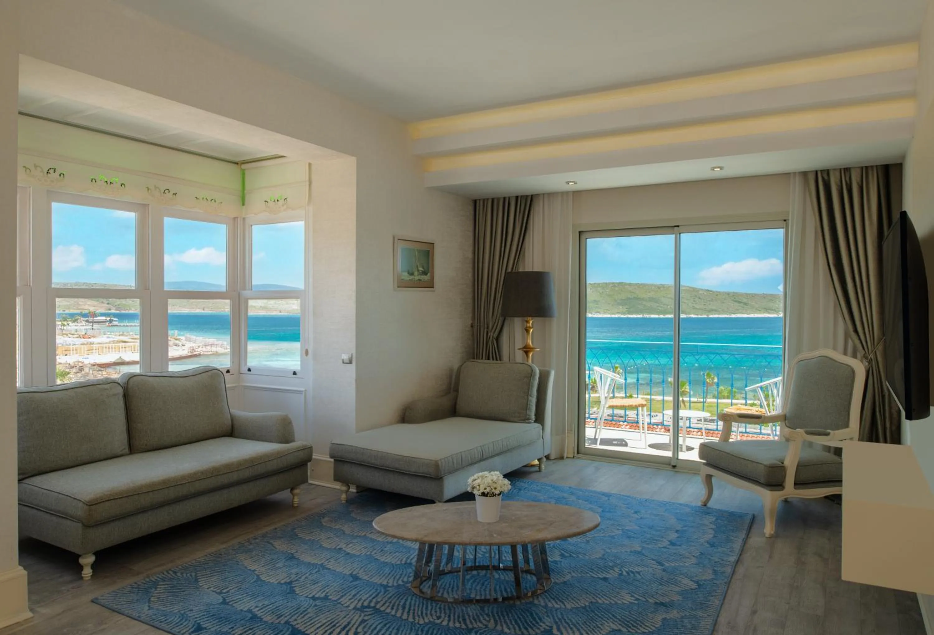 Seating area in Dolce by Wyndham Cesme Alacati