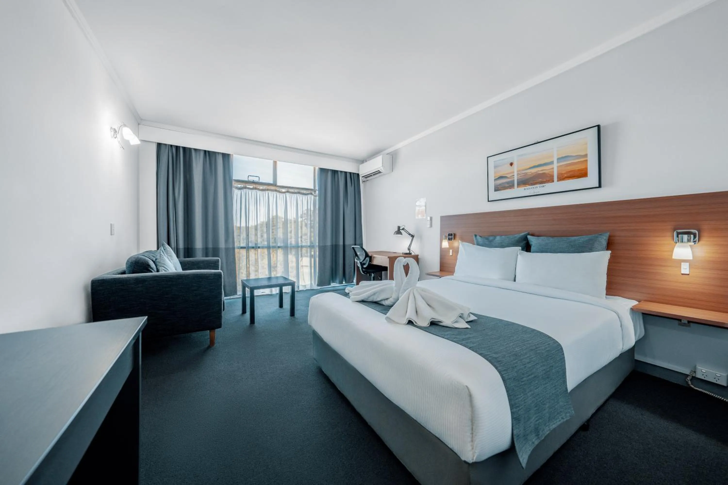 Bed in The Select Inn Ryde