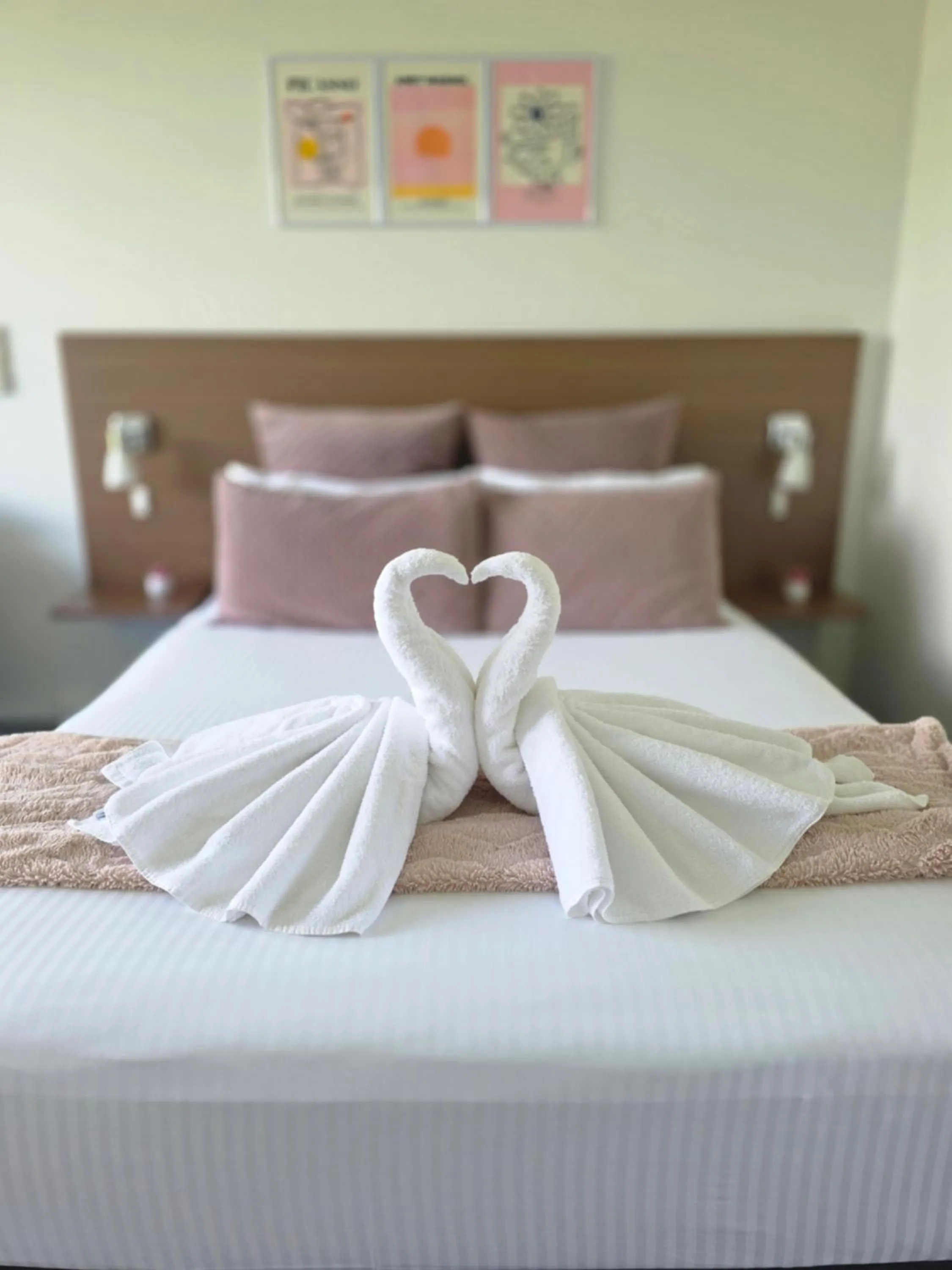 Bed in The Select Inn Ryde