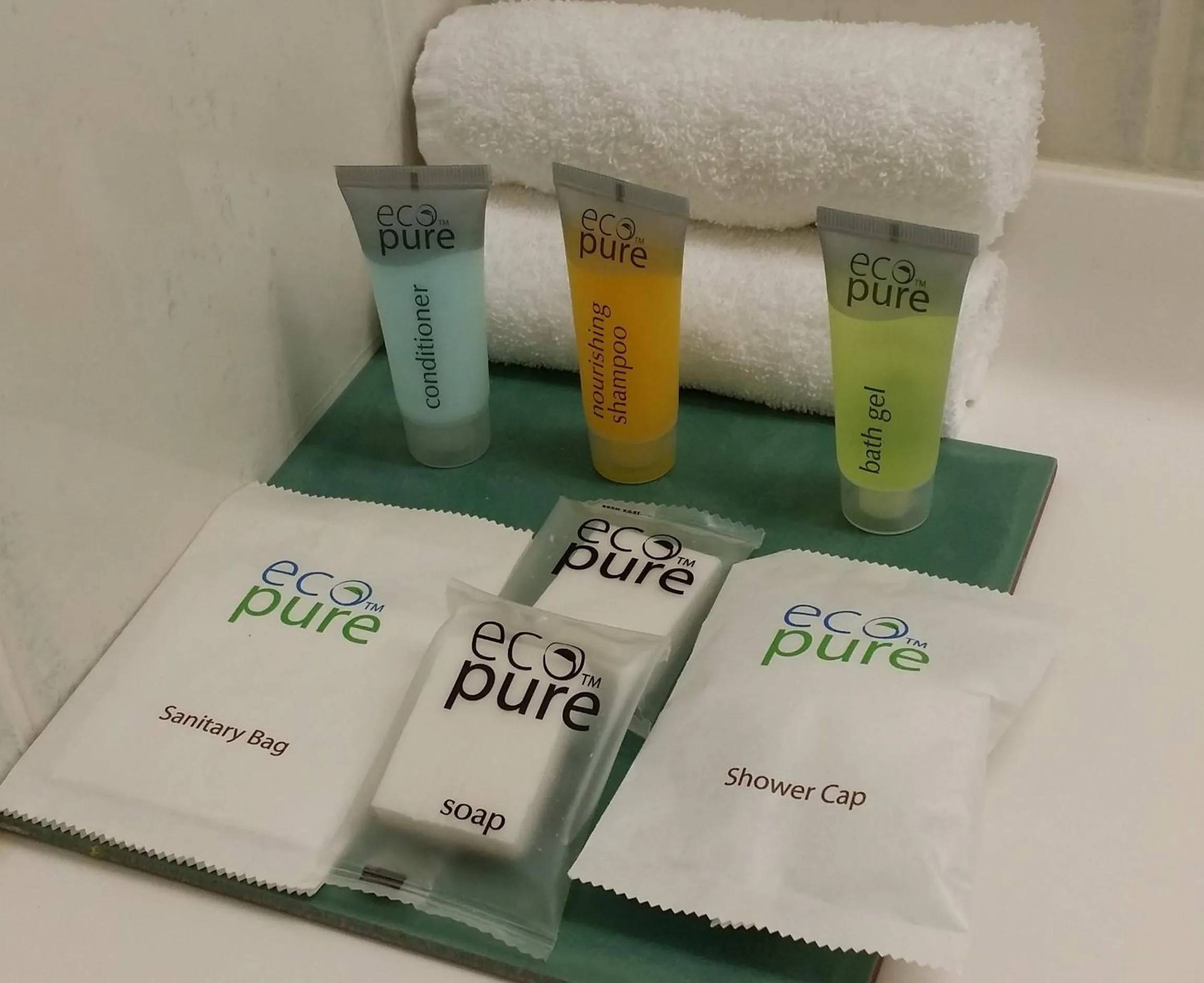 Bathroom, Logo/Certificate/Sign/Award in Bayswater Tweed