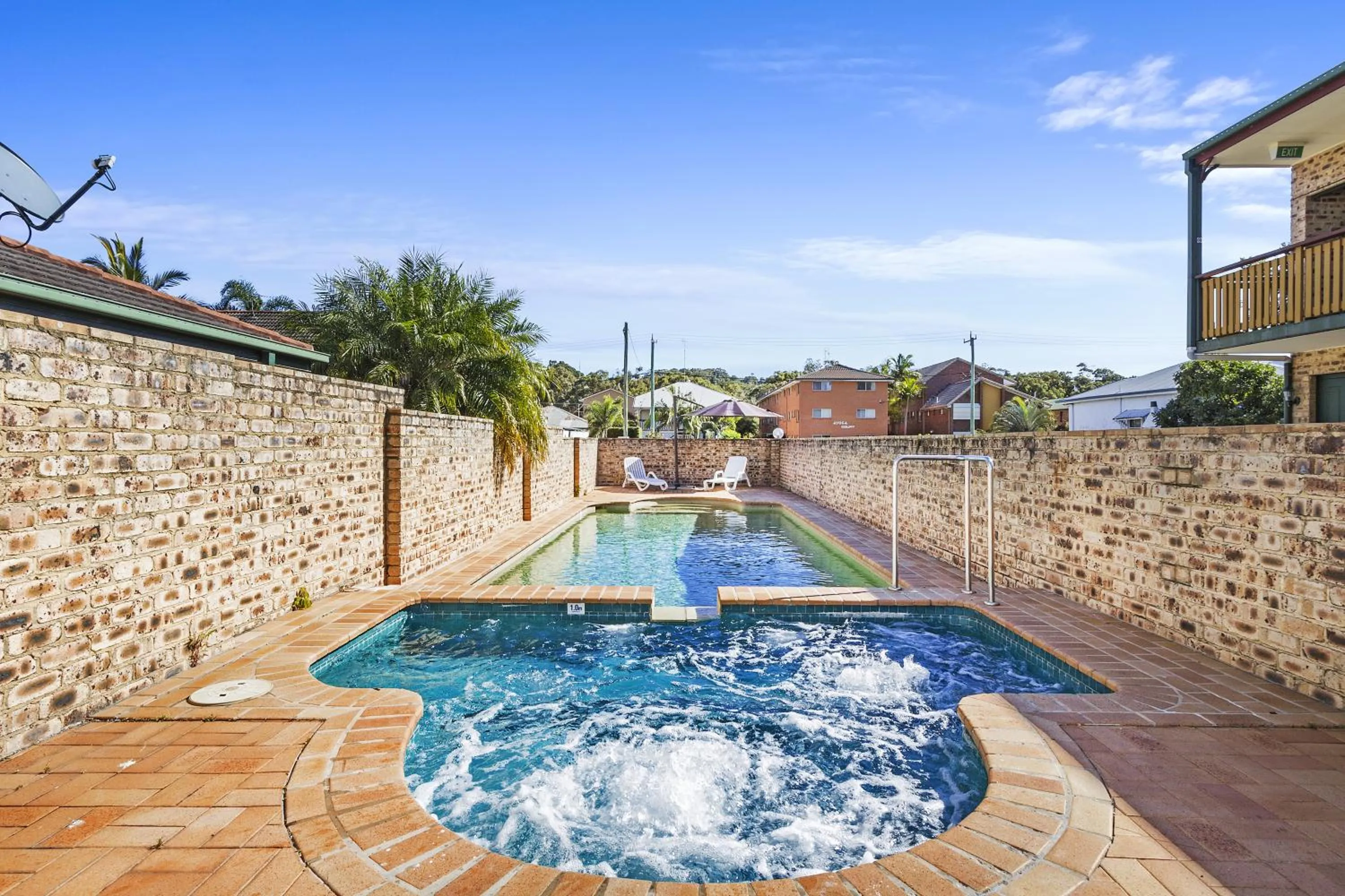 Swimming Pool in Bayswater Tweed