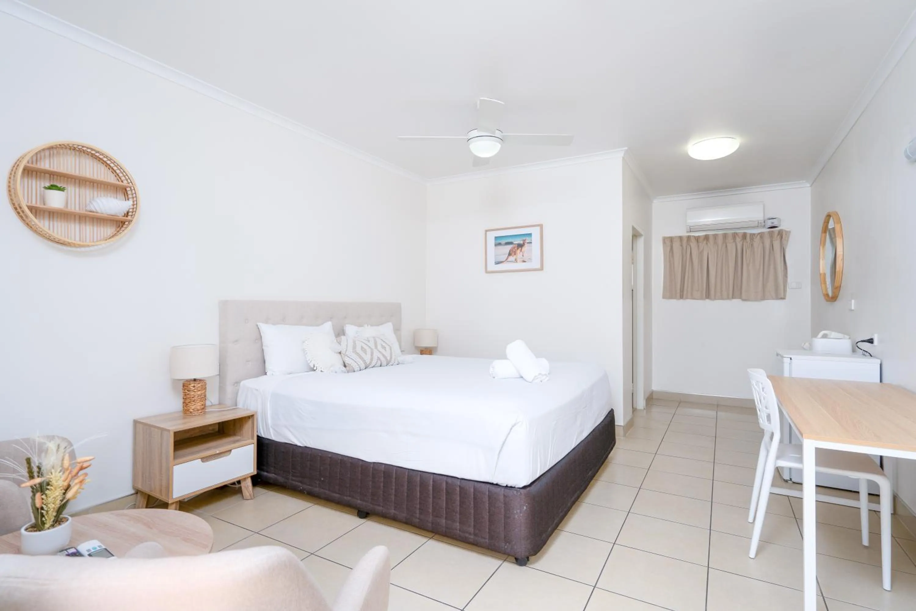 Bed in The Marco Polo