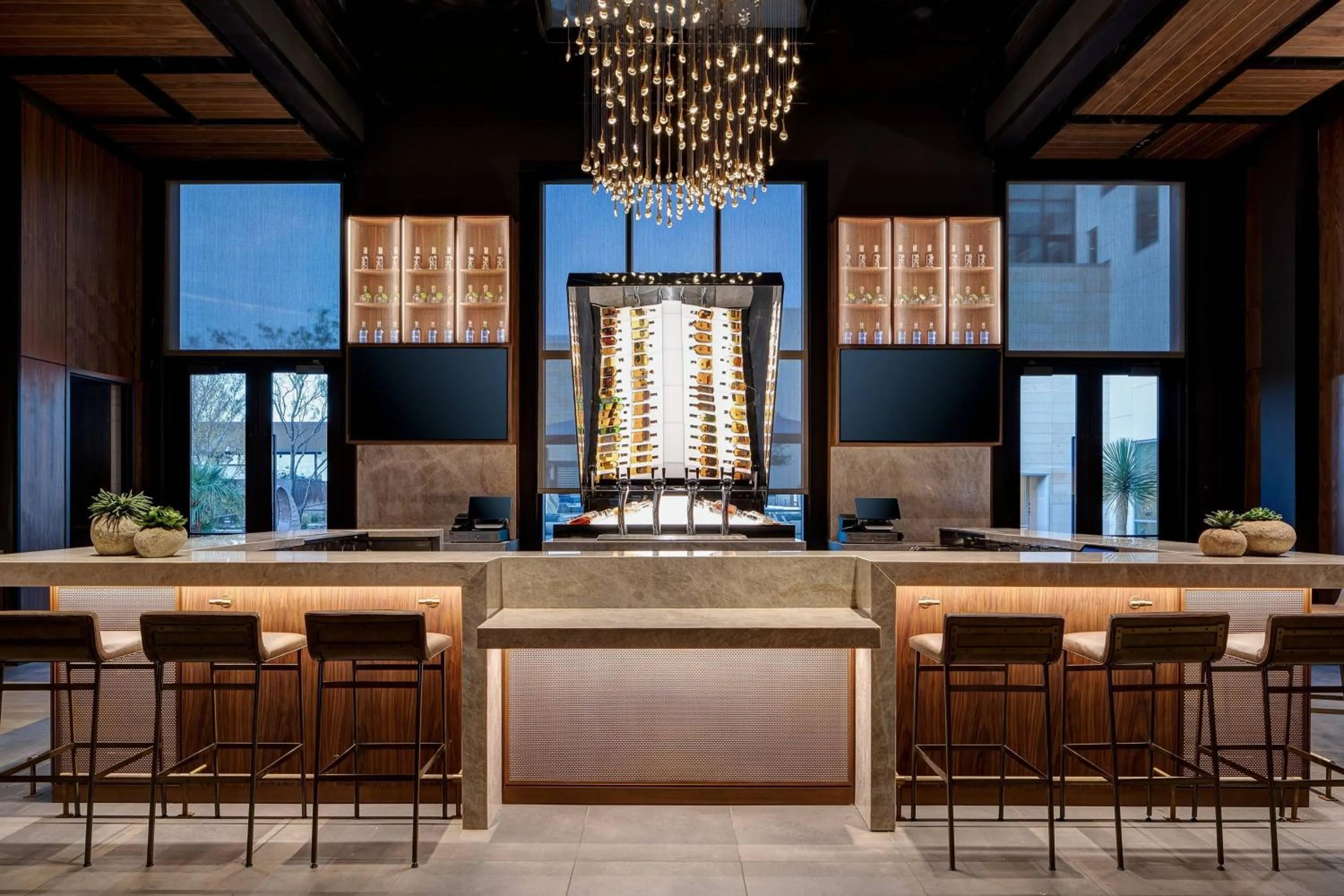 Lounge or bar in Odessa Marriott Hotel & Conference Center