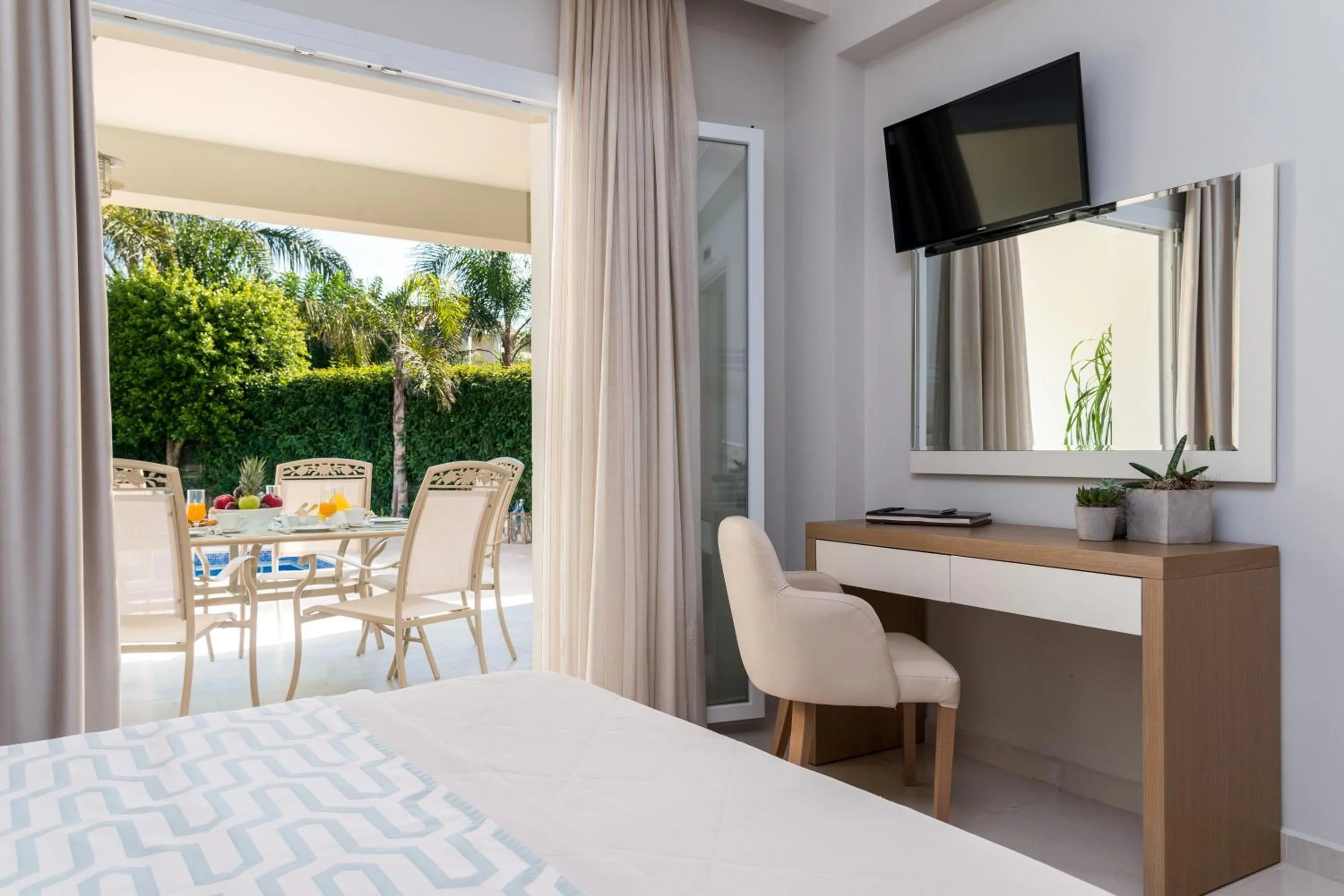 Bedroom in Mamfredas Luxury Resort