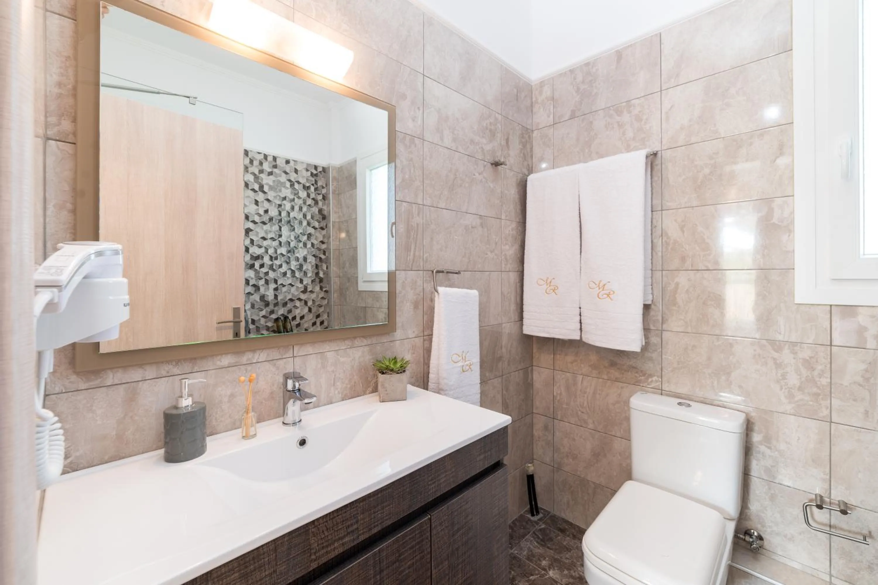 Bathroom in Mamfredas Luxury Resort