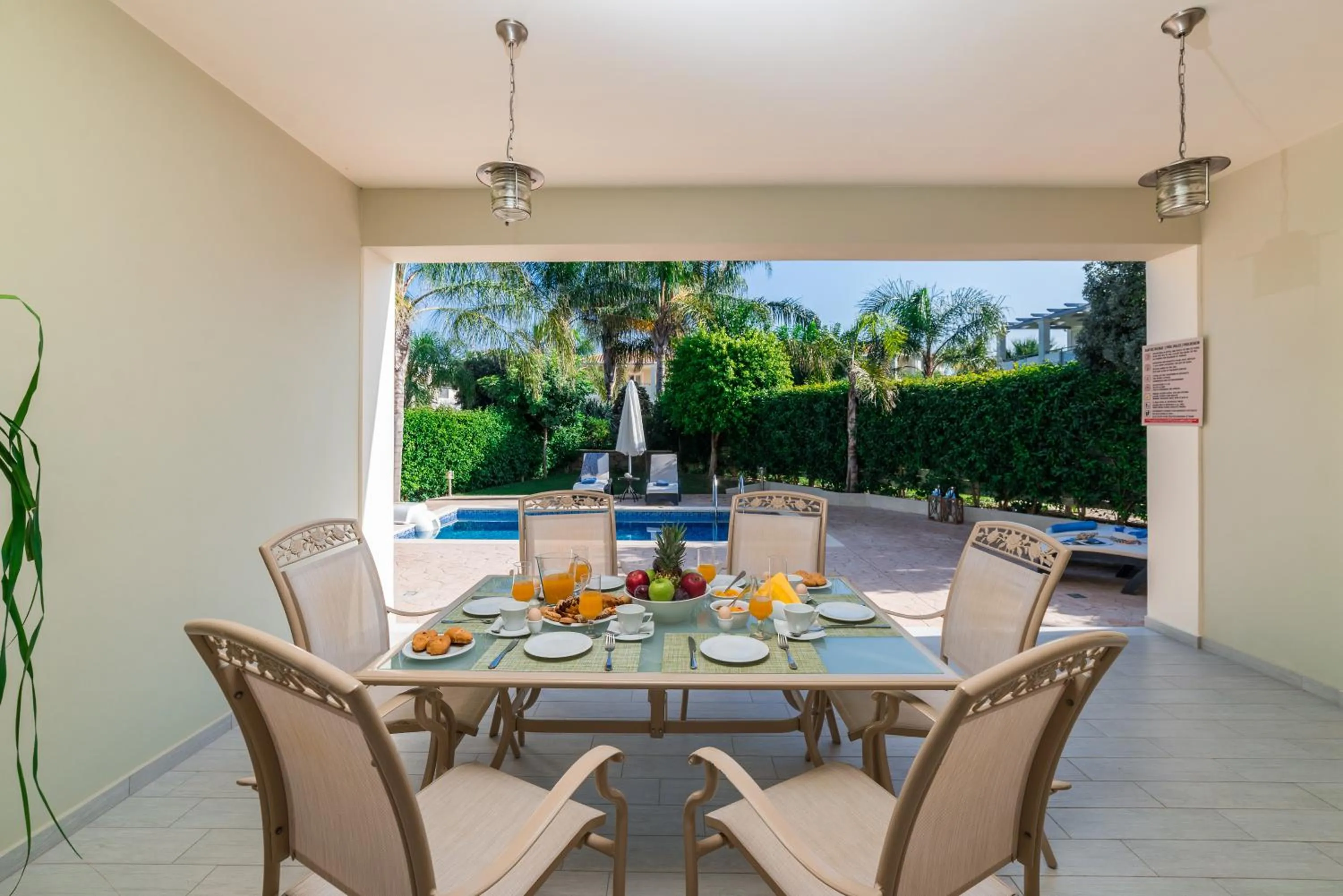 Spring in Mamfredas Luxury Resort