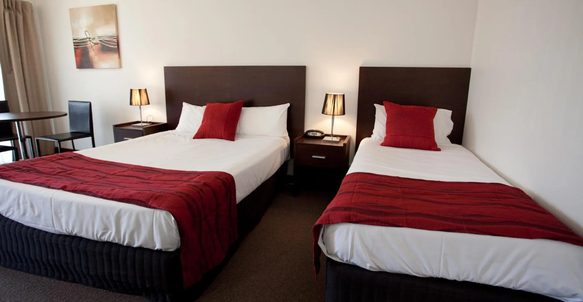 Bedroom, Bed in Mercure Port of Echuca