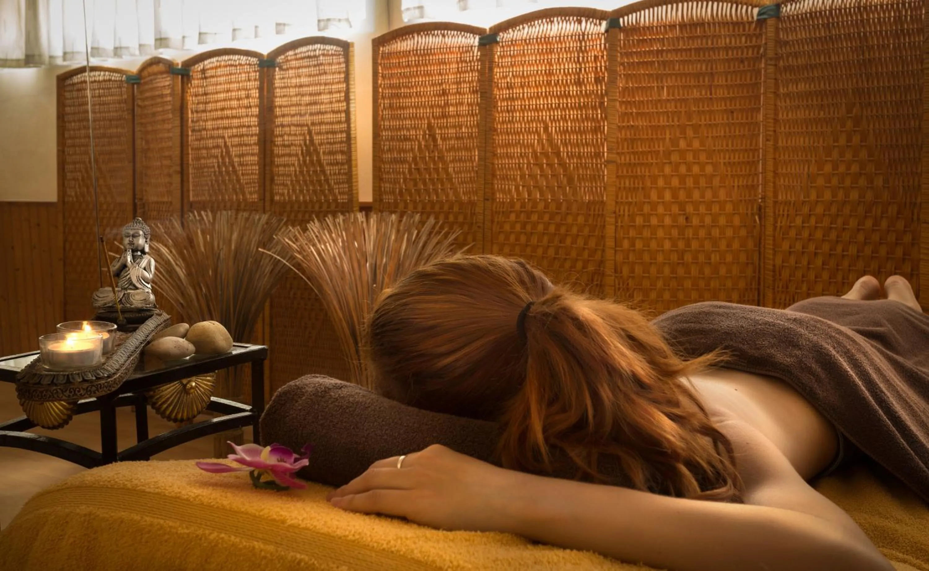 Massage in Hotel Izán Cavanna