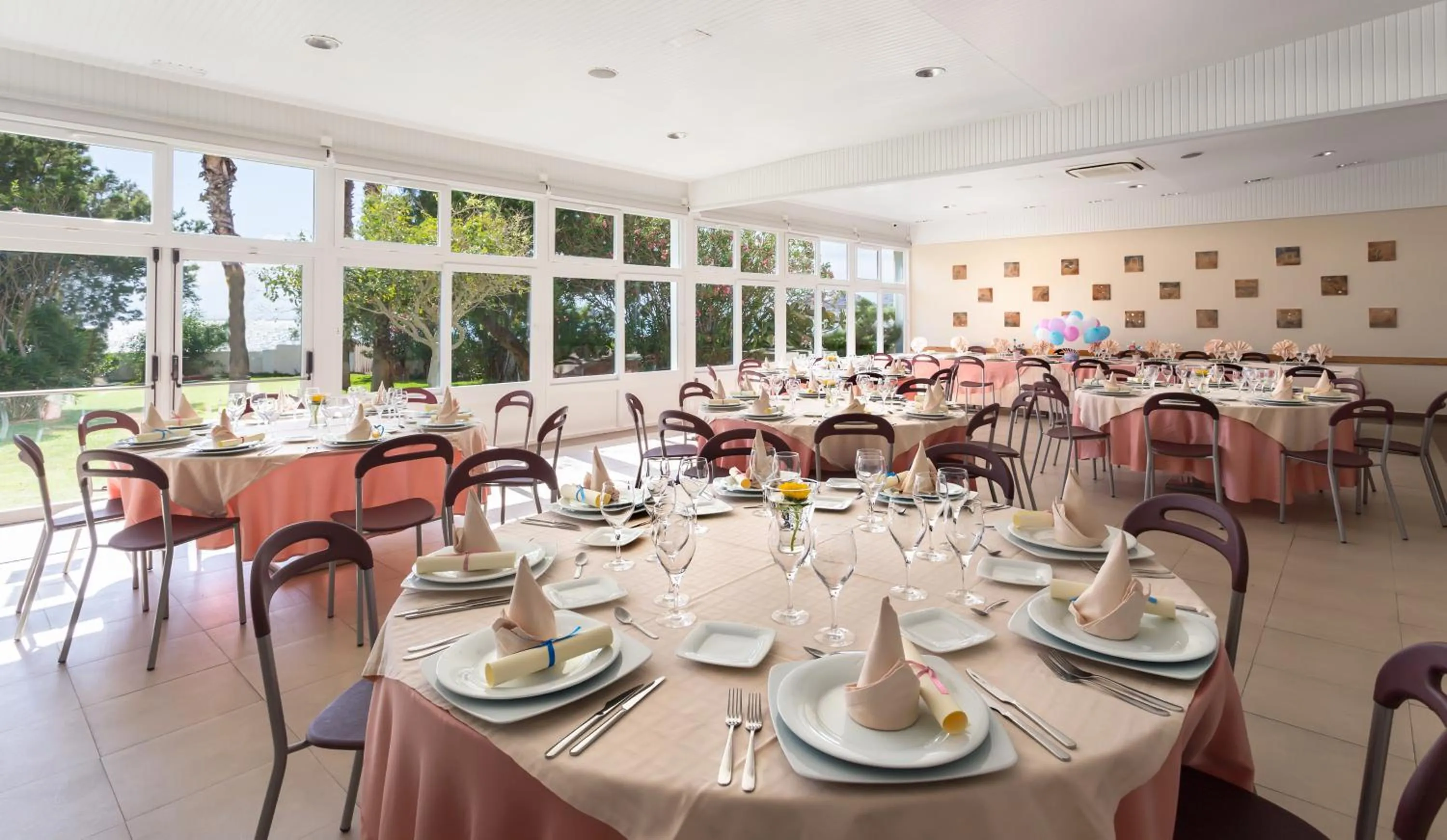 Day in Hotel Izán Cavanna