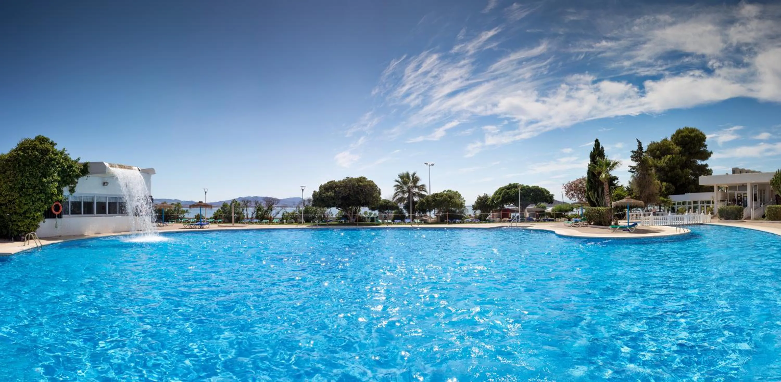 Day in Hotel Izán Cavanna