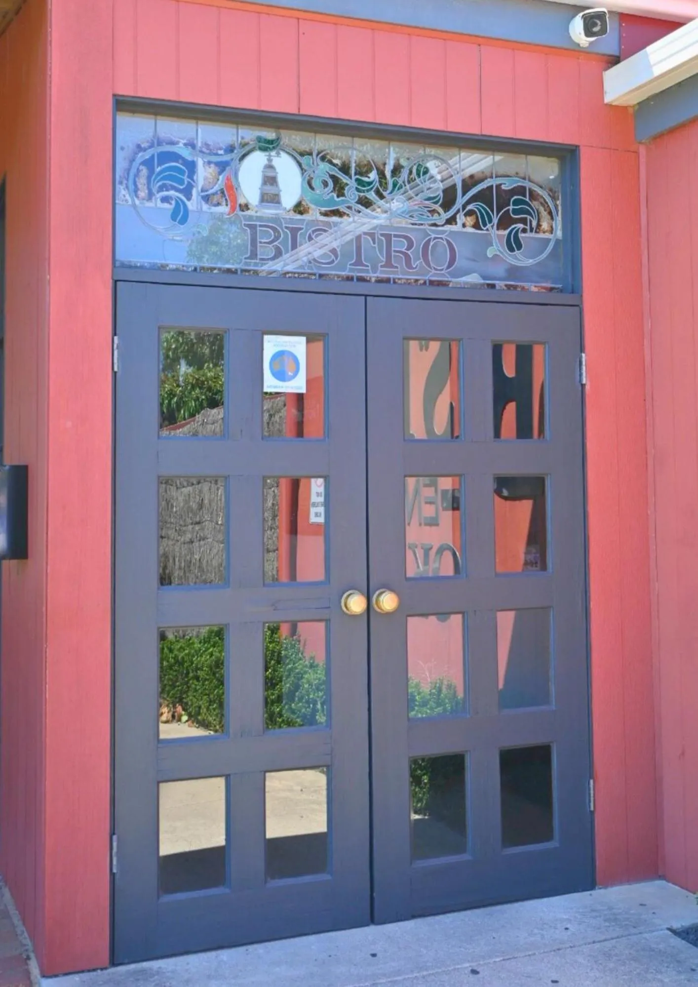 Property building in Peppermill Inn Motel