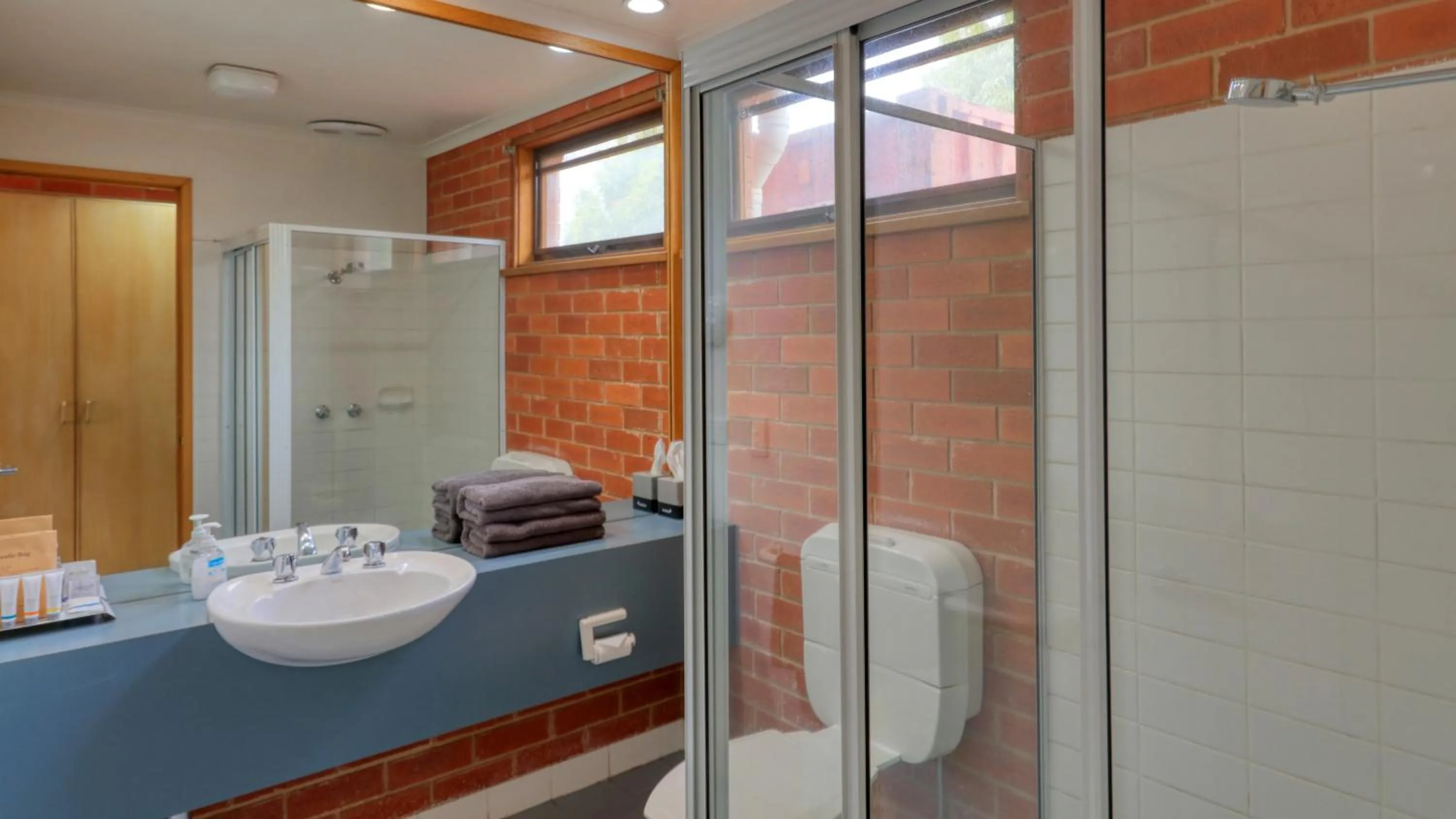 Bathroom in Comfort Inn Lady Augusta