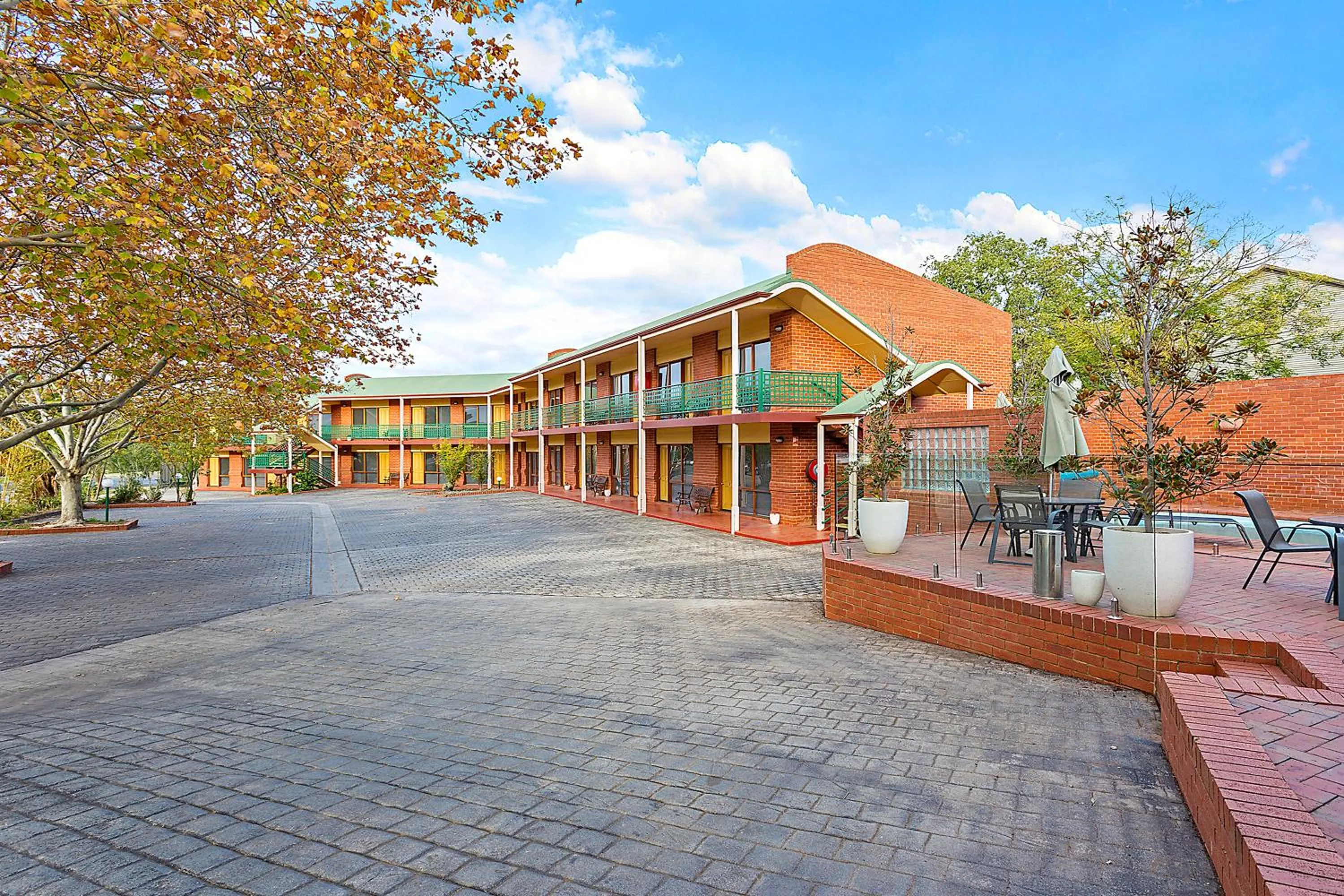 Restaurant/places to eat in Comfort Inn Lady Augusta