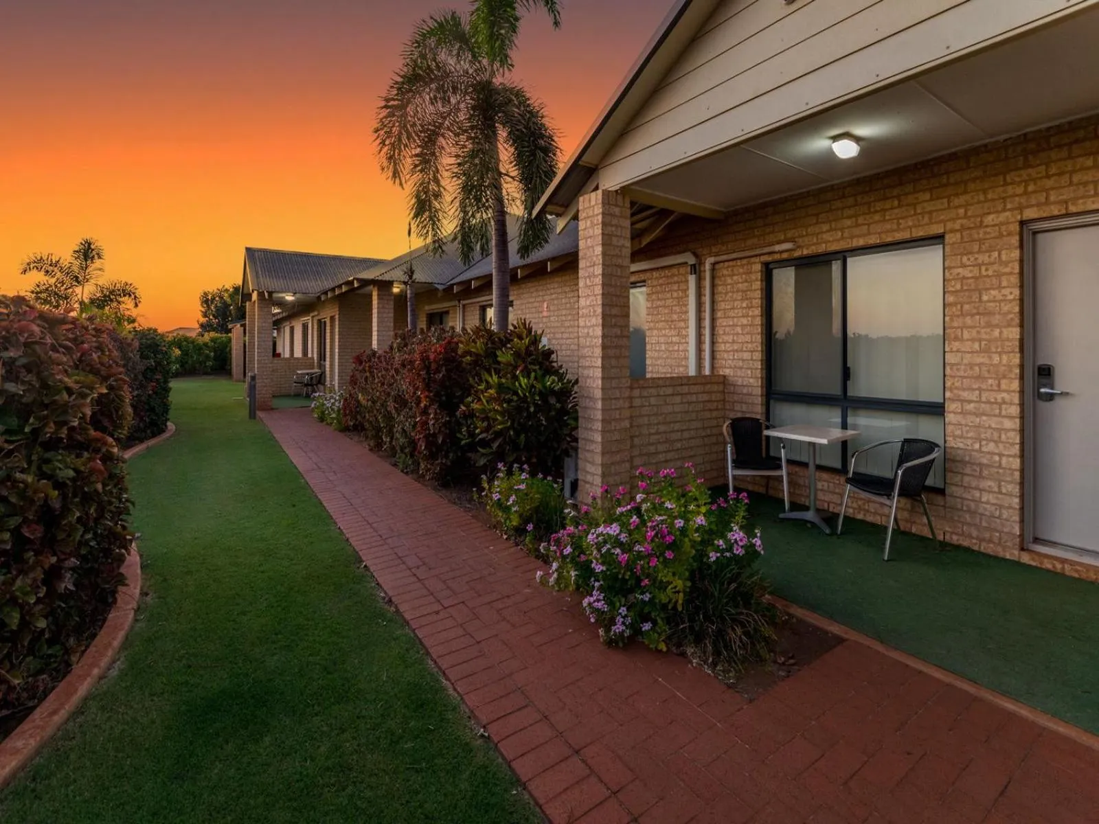 Property building in Comfort Inn & Suites Karratha