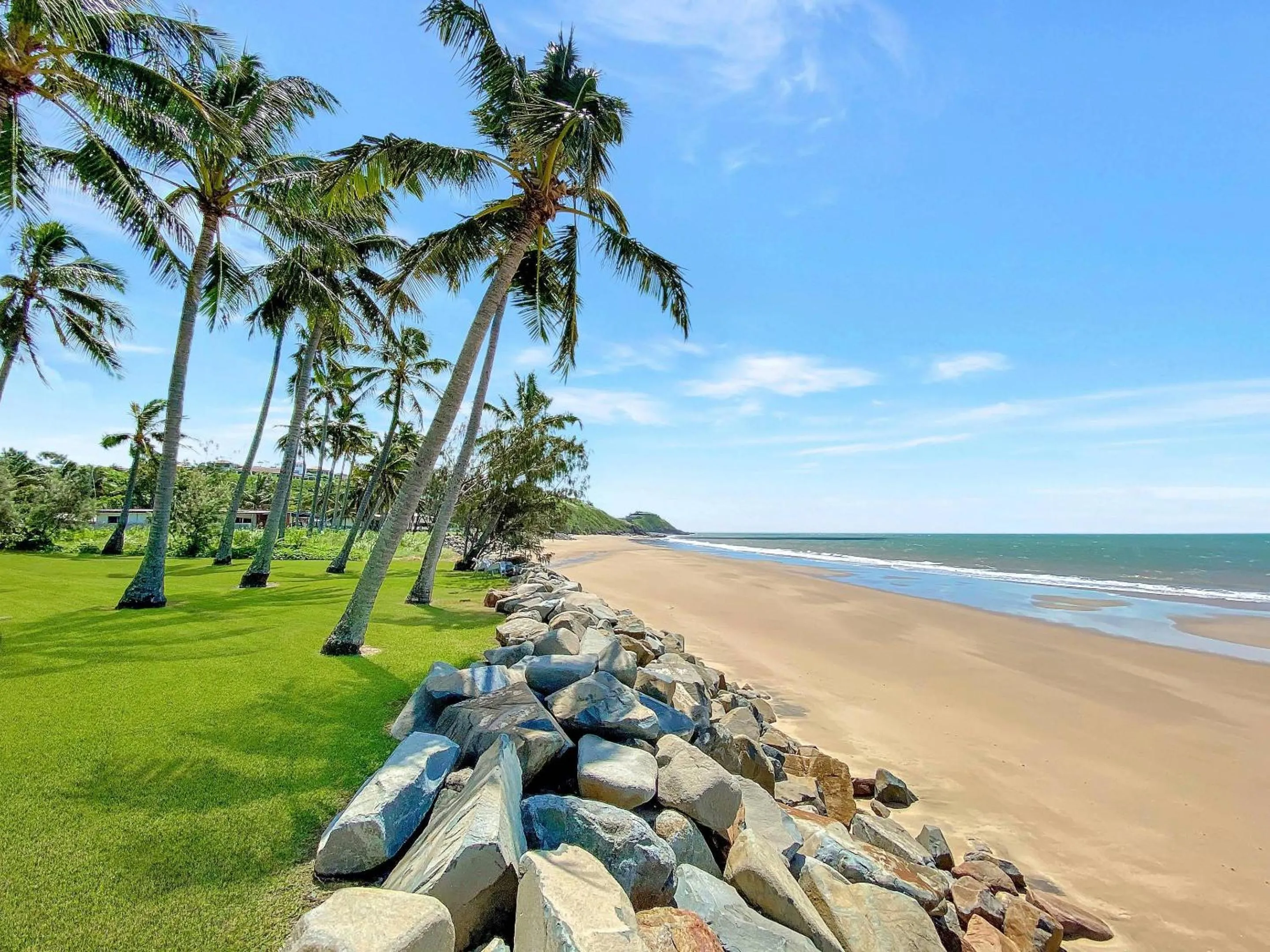 Property building in Comfort Resort Blue Pacific