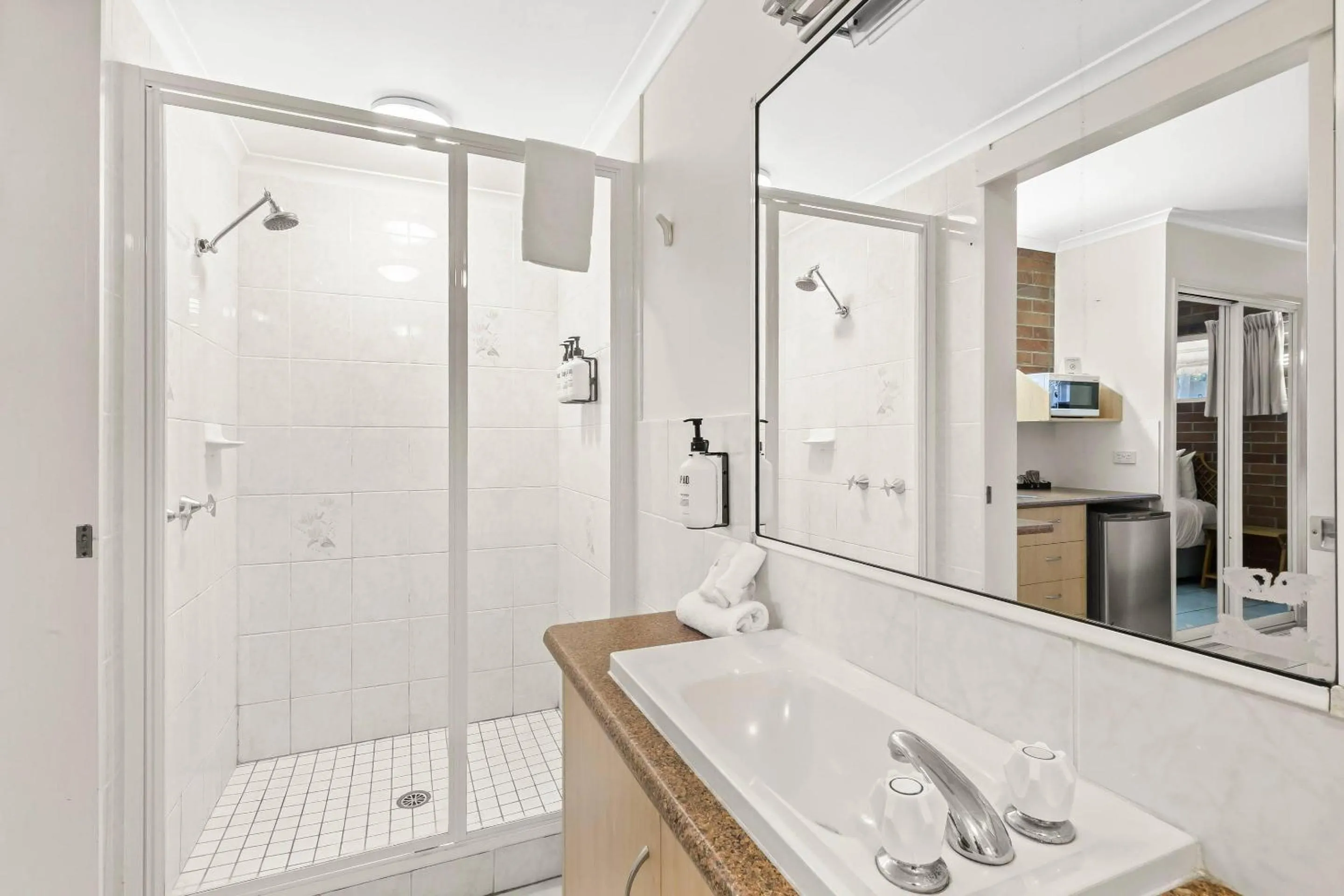 Bedroom in Comfort Resort Blue Pacific