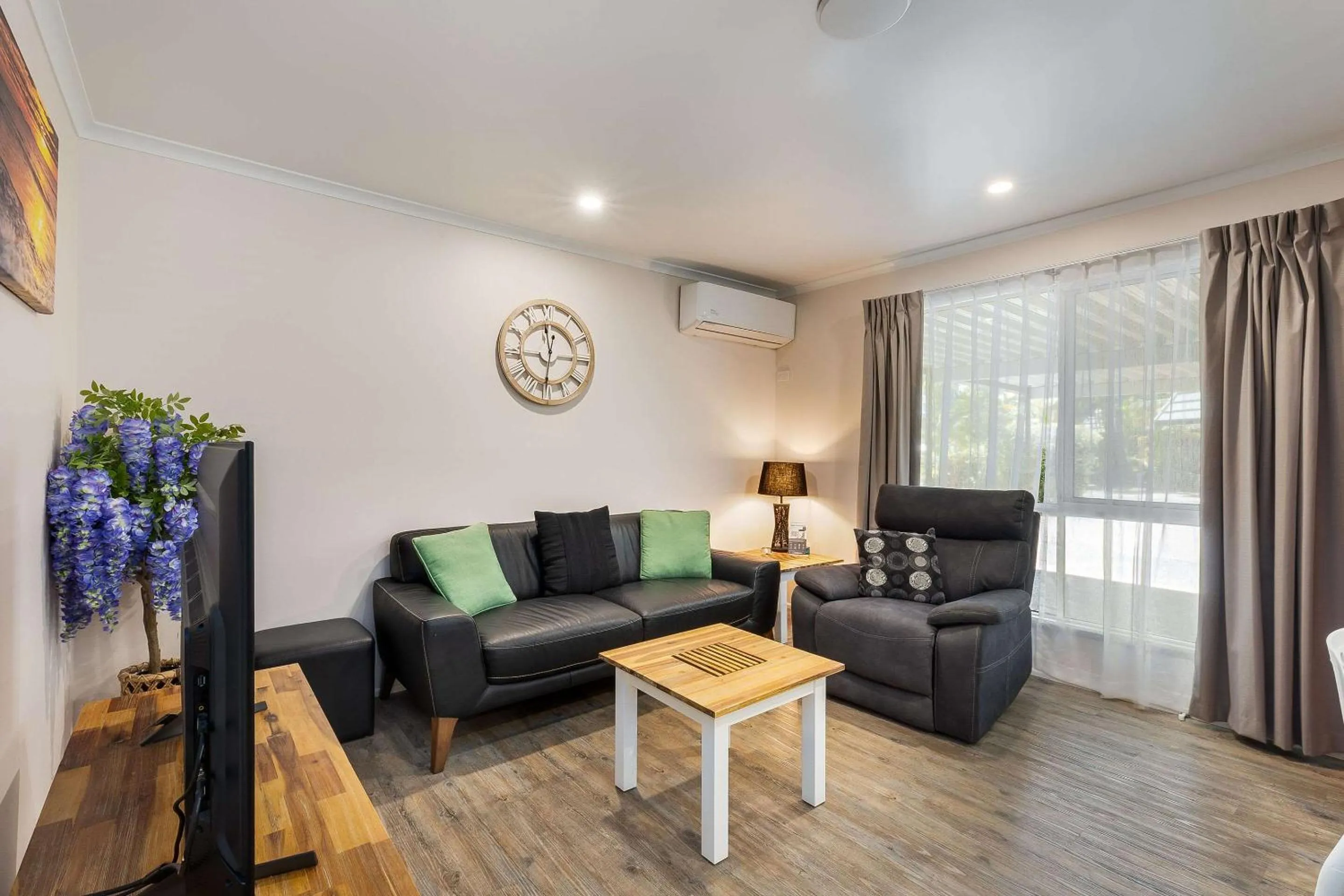 Bedroom in Comfort Resort Blue Pacific