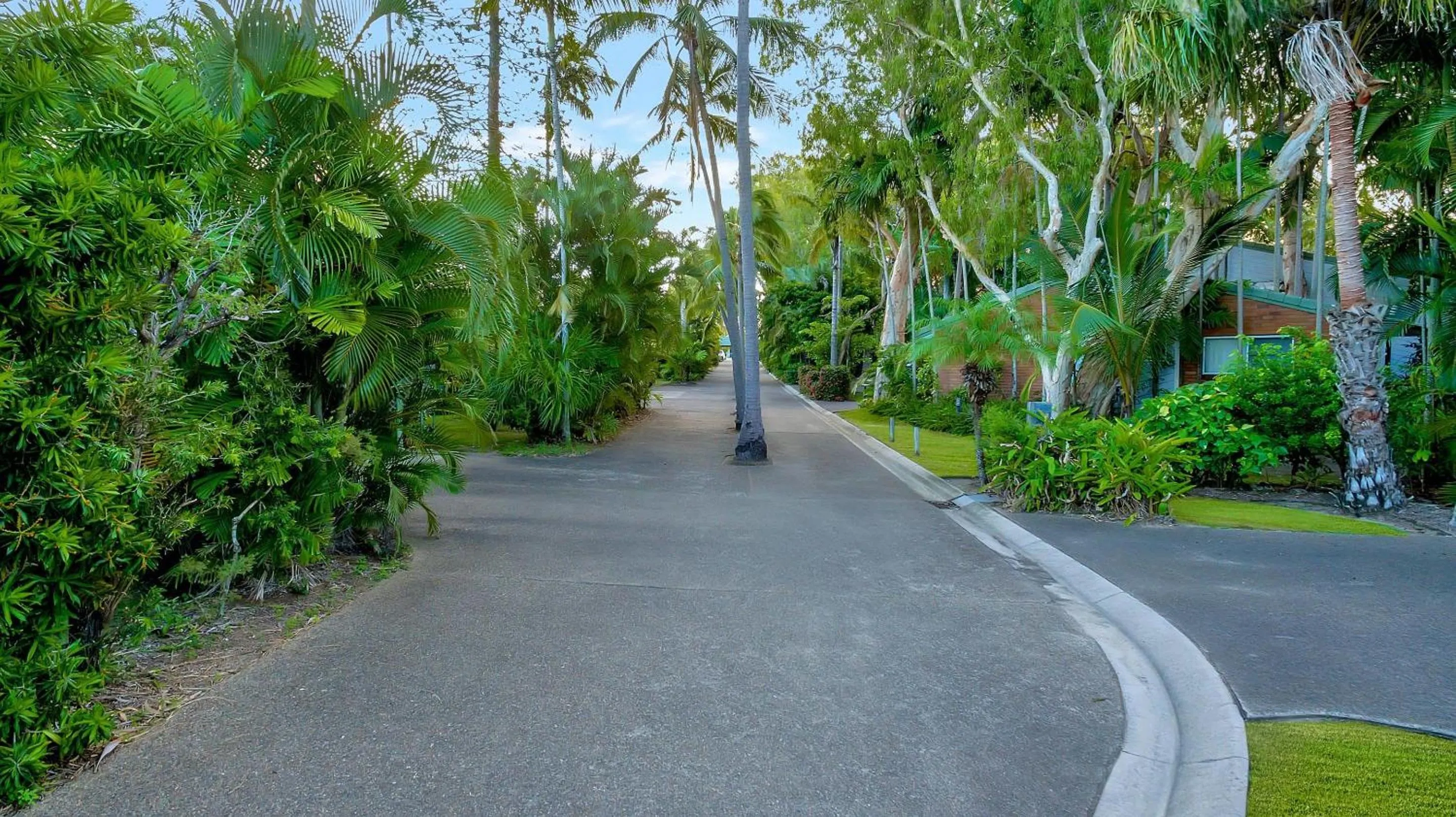 Property building in Comfort Resort Blue Pacific