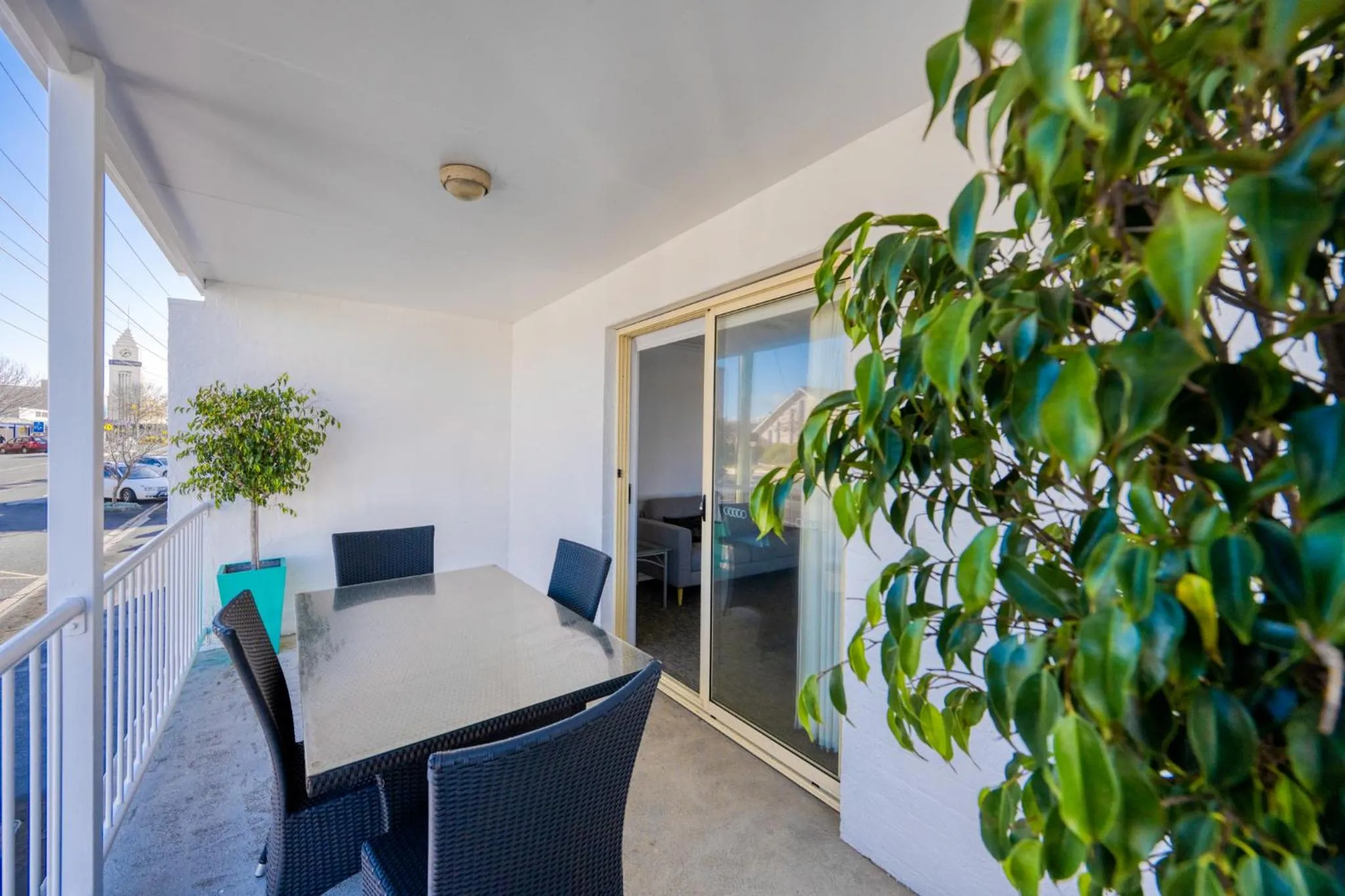 Balcony/Terrace in Comfort Inn Warrnambool International now Waves Motel and Apartments