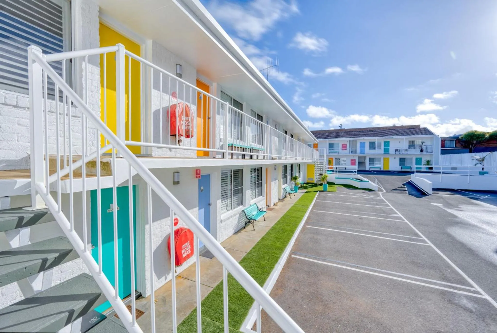 Property building in Comfort Inn Warrnambool International now Waves Motel and Apartments