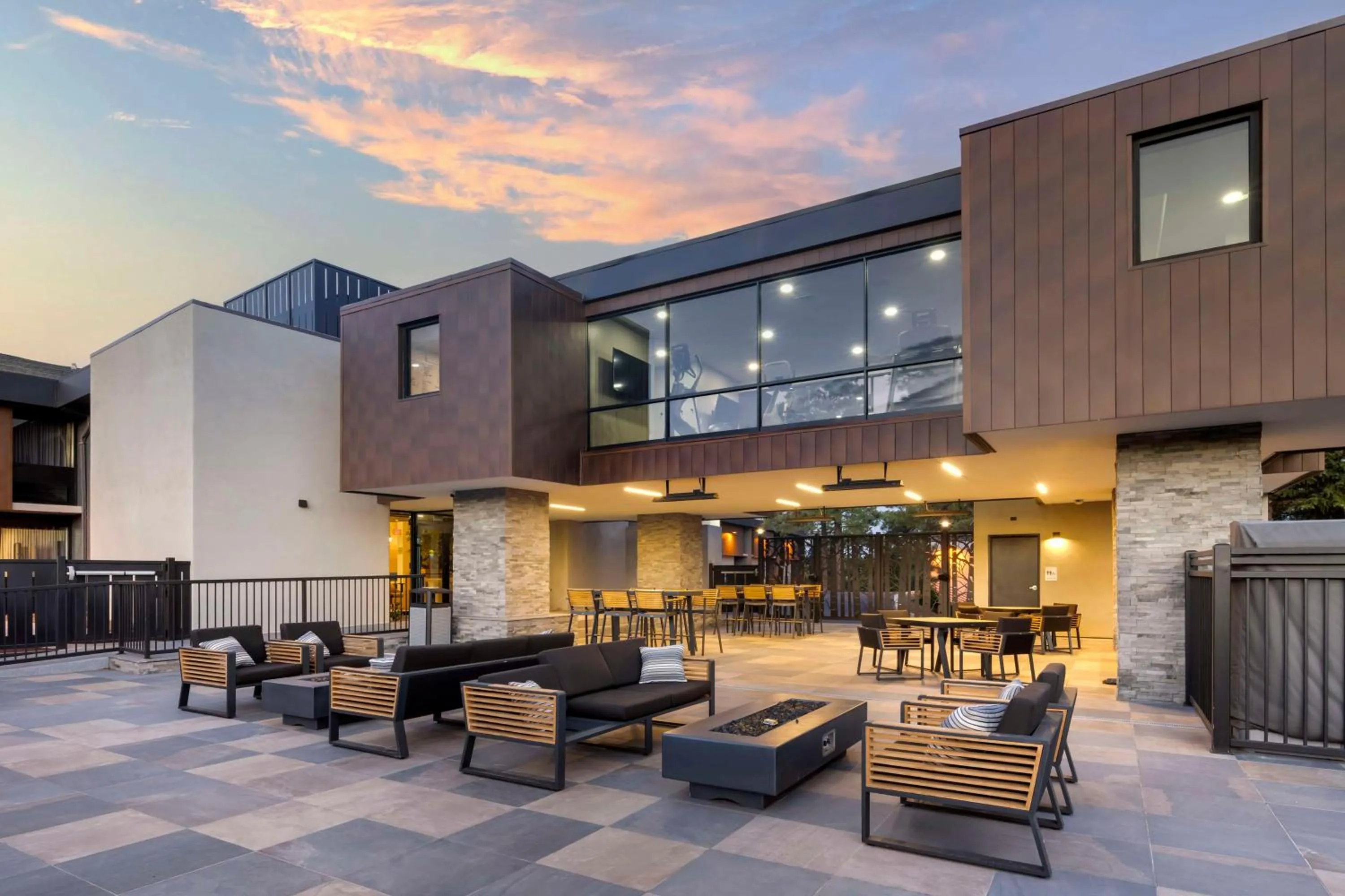 Property building in Aiden by Best Western Flagstaff