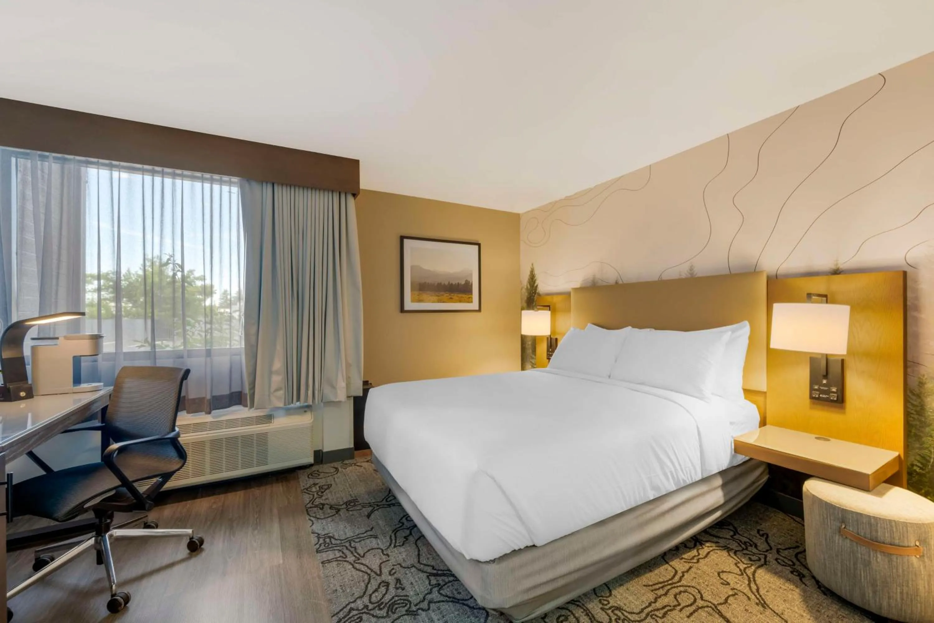 Bedroom, Bed in Aiden by Best Western Flagstaff