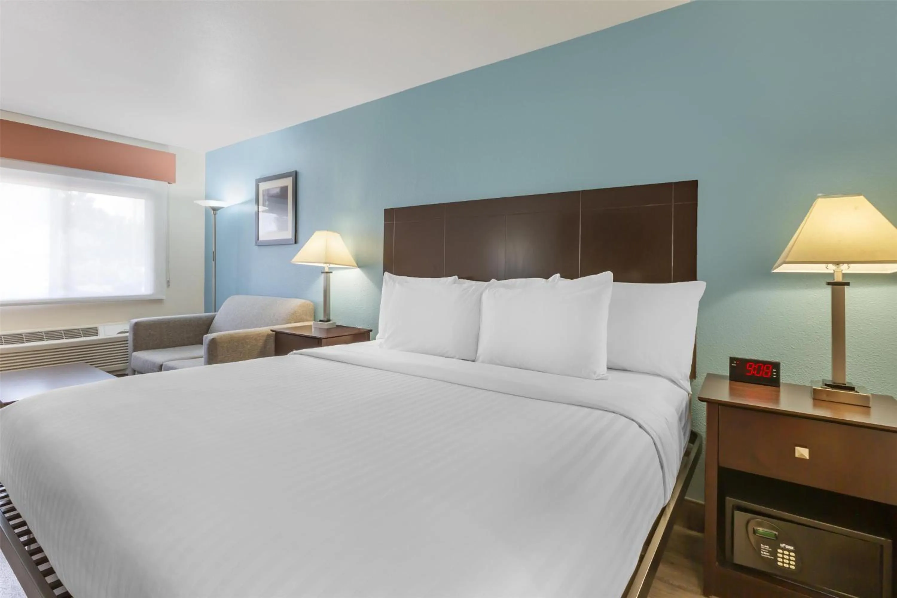 Bedroom, Bed in Best Western Copper Hills Inn