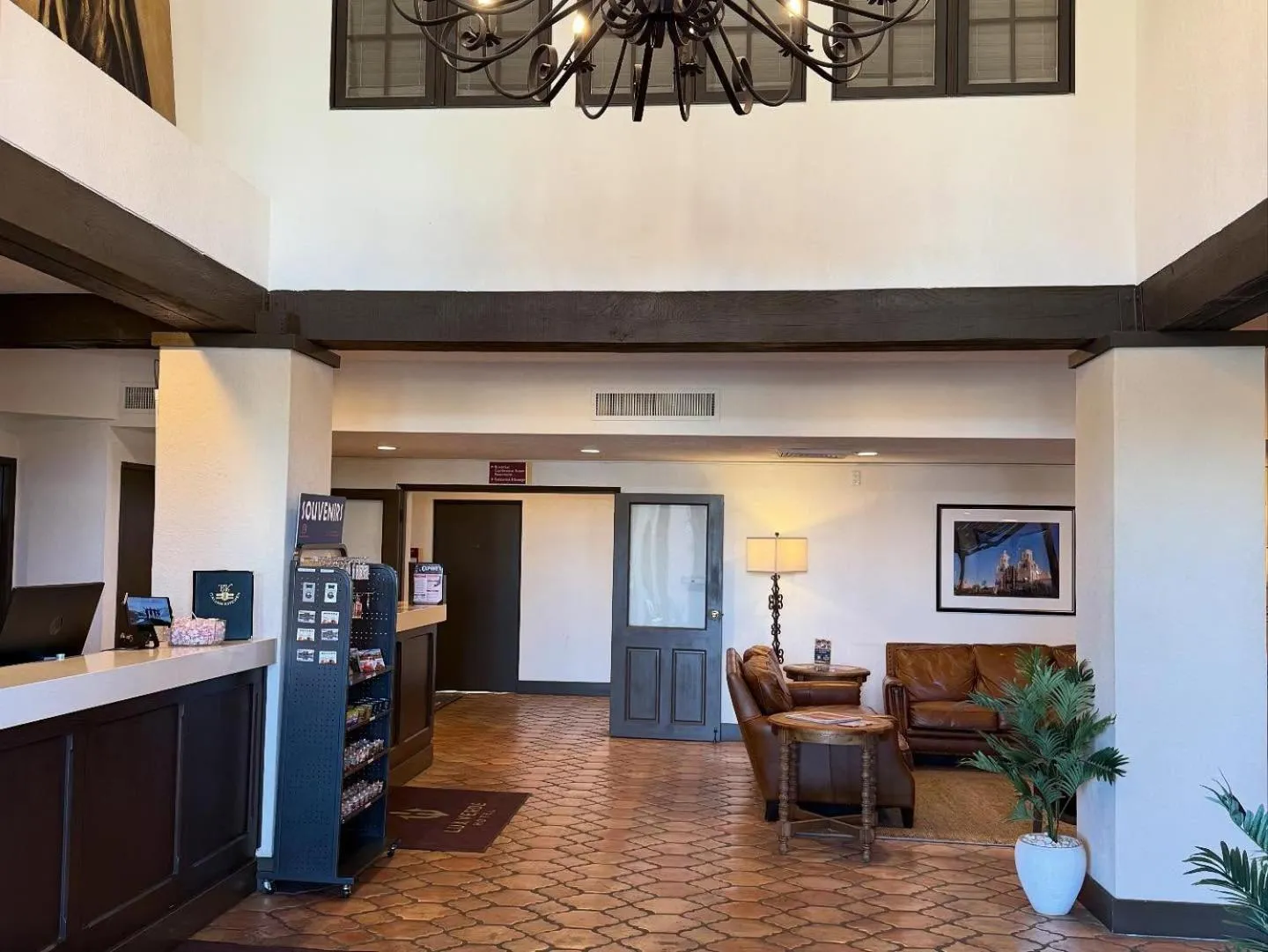 Lobby or reception in Lux Verde Hotel