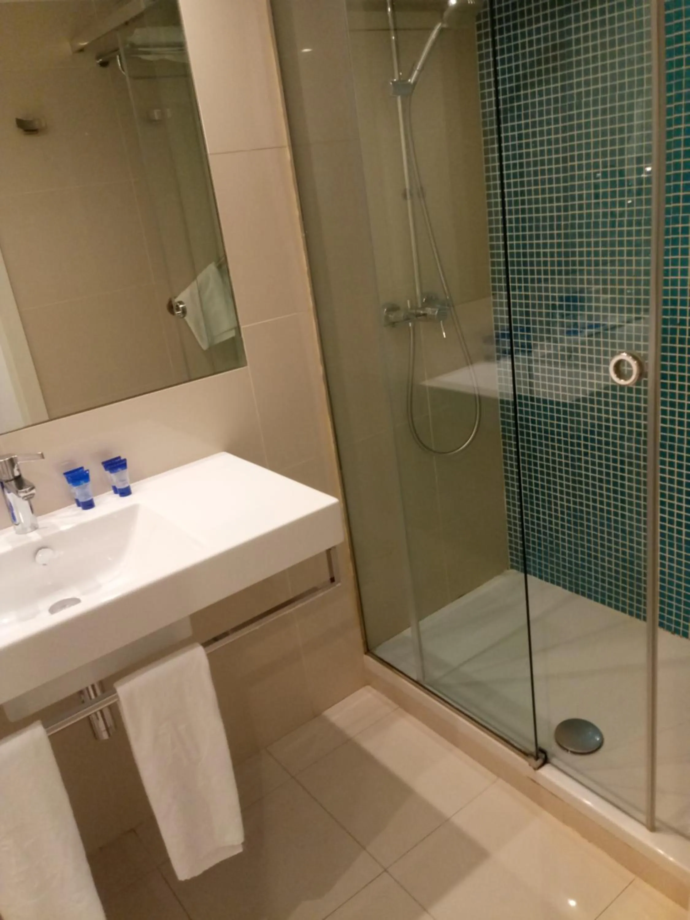 Shower in Hotel Argos Ibiza