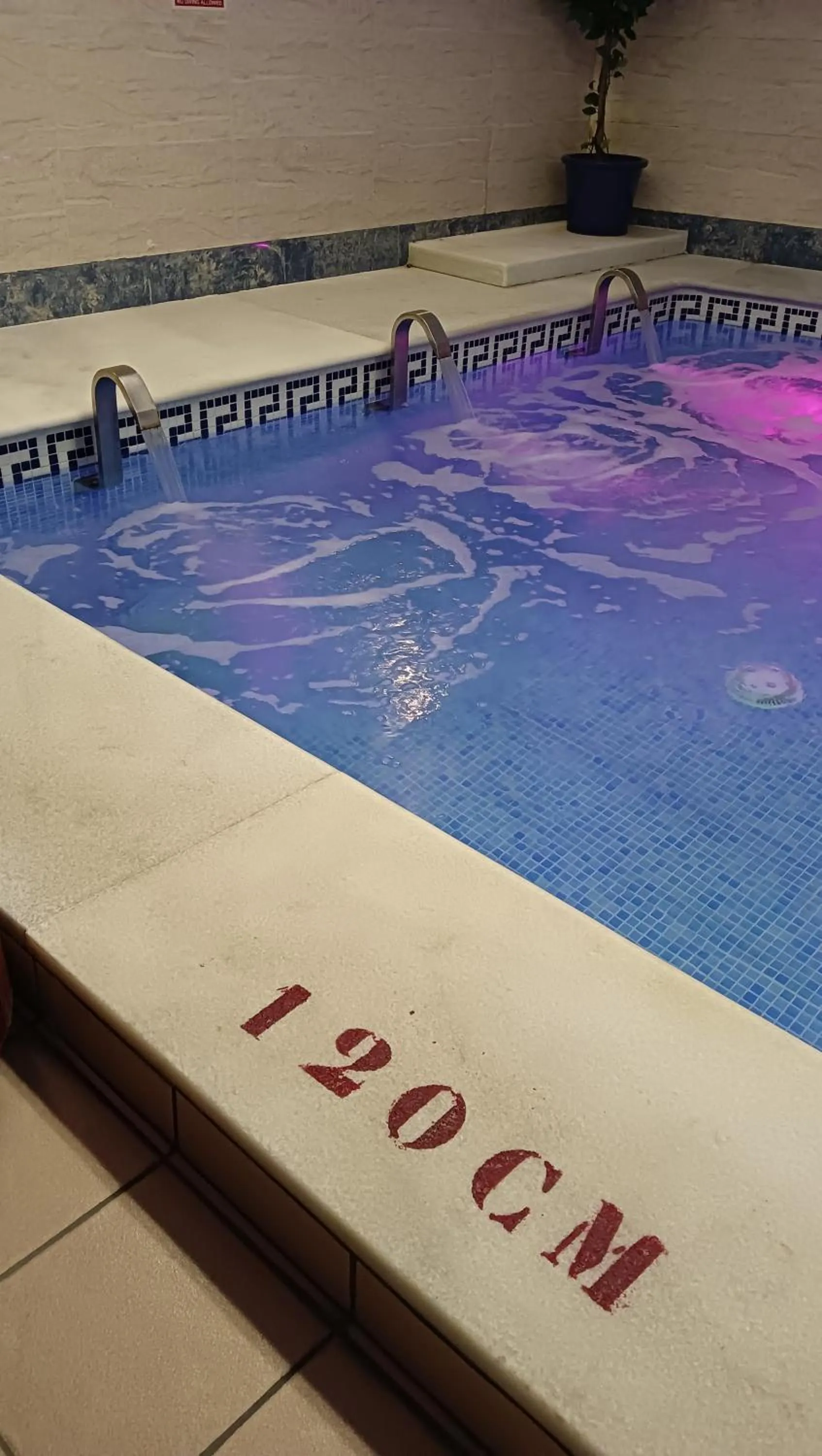 Swimming pool in Hotel Argos Ibiza