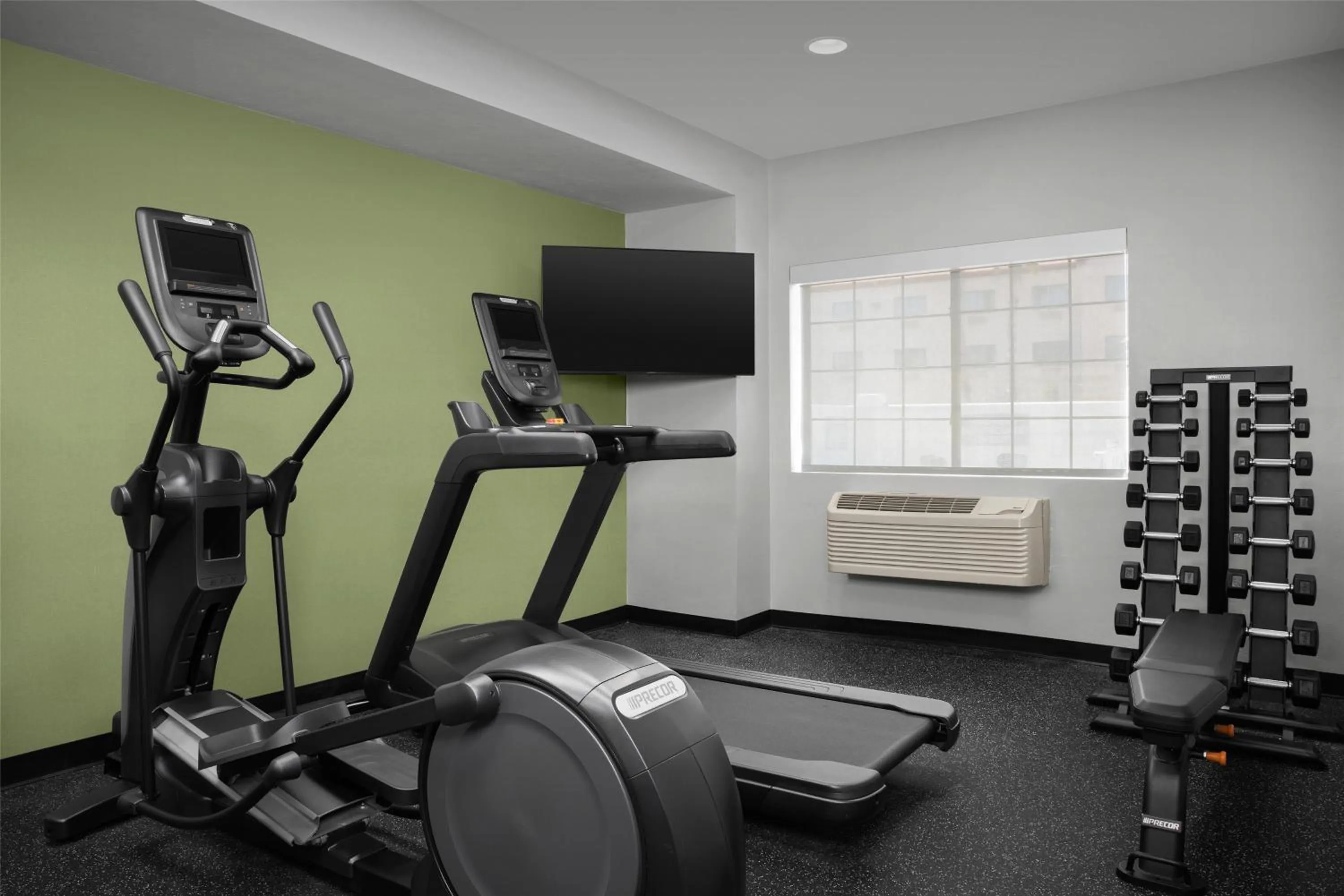 Fitness centre/facilities in Spark By Hilton Tucson Airport