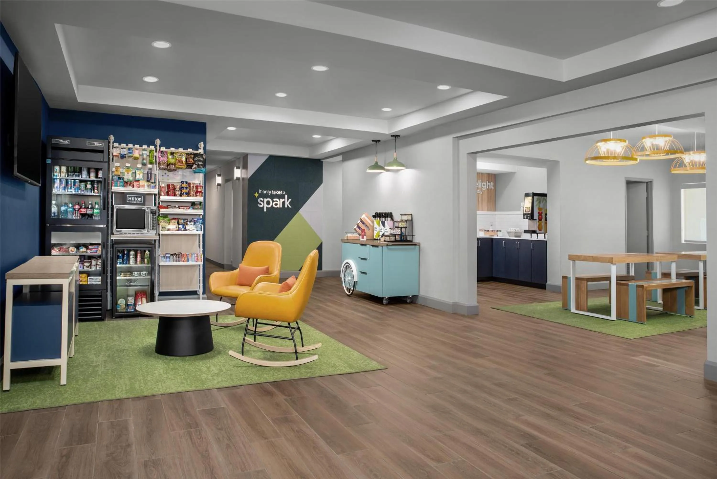 Lobby or reception in Spark By Hilton Tucson Airport