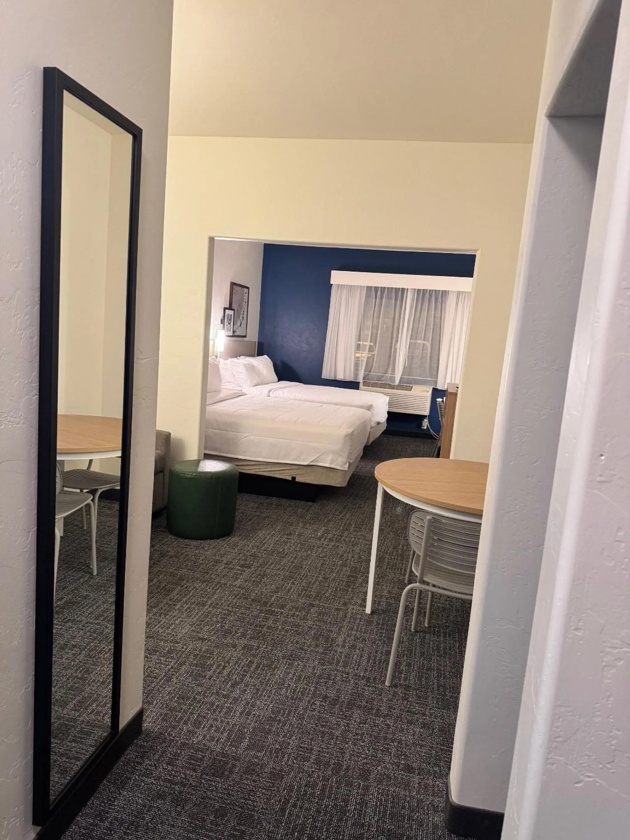 Bed in Spark By Hilton Tucson Airport