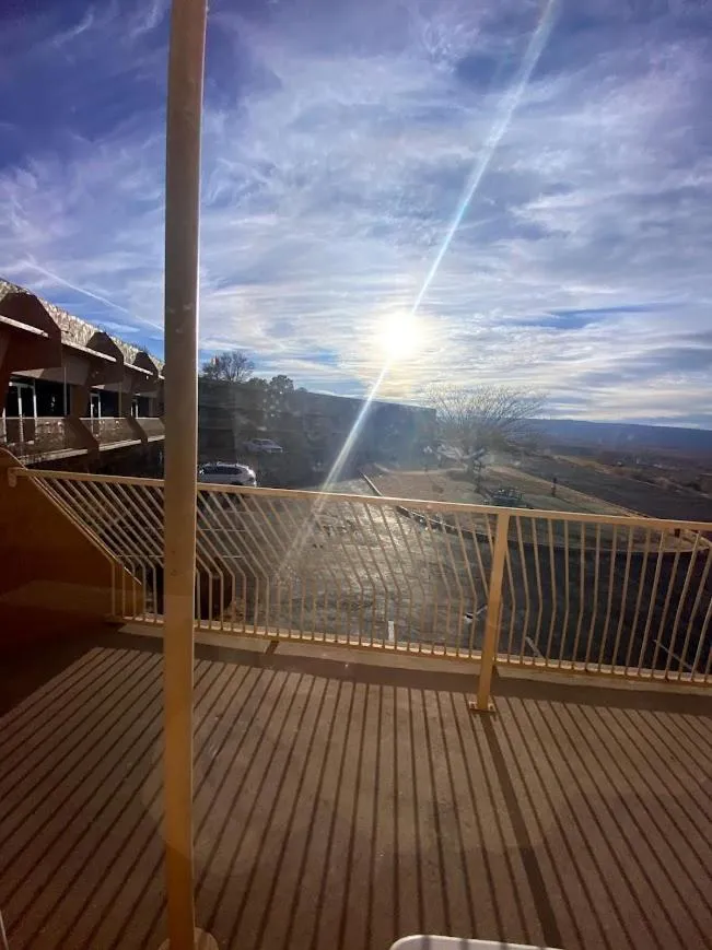 Quality Inn View of Lake Powell - Page