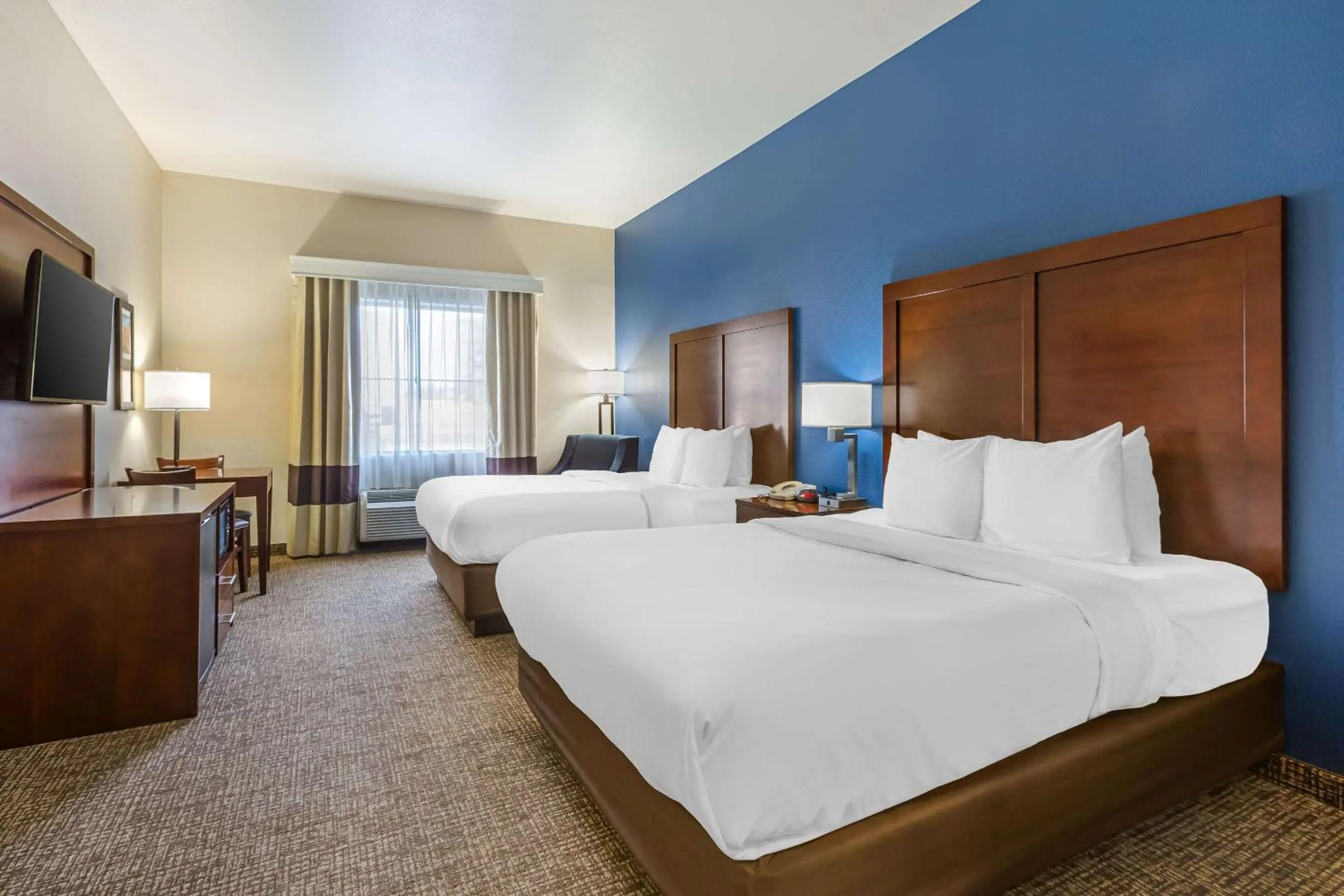 Bedroom, Bed in Comfort Inn and Suites Yuma I-8