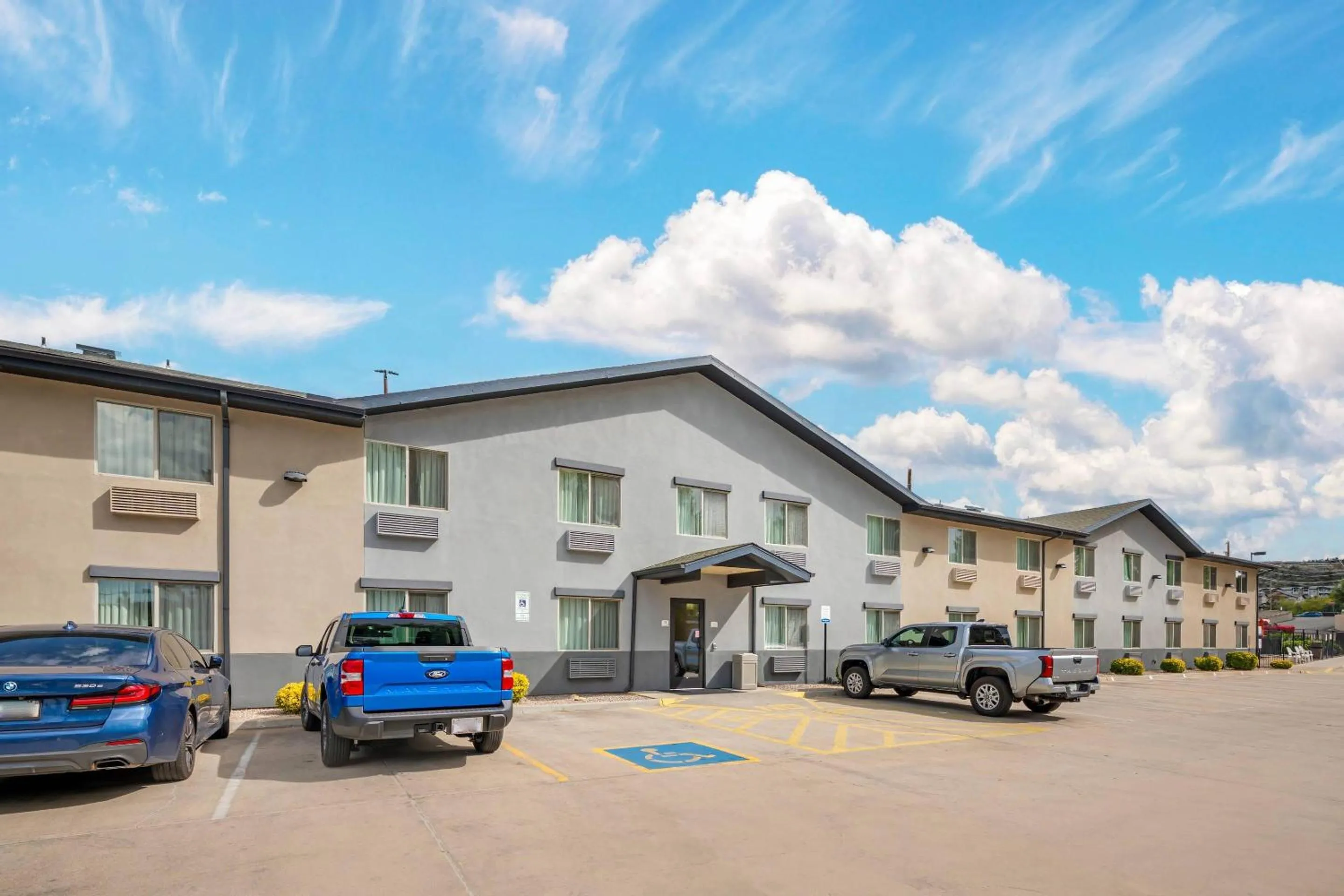 Property building in Quality Inn Prescott