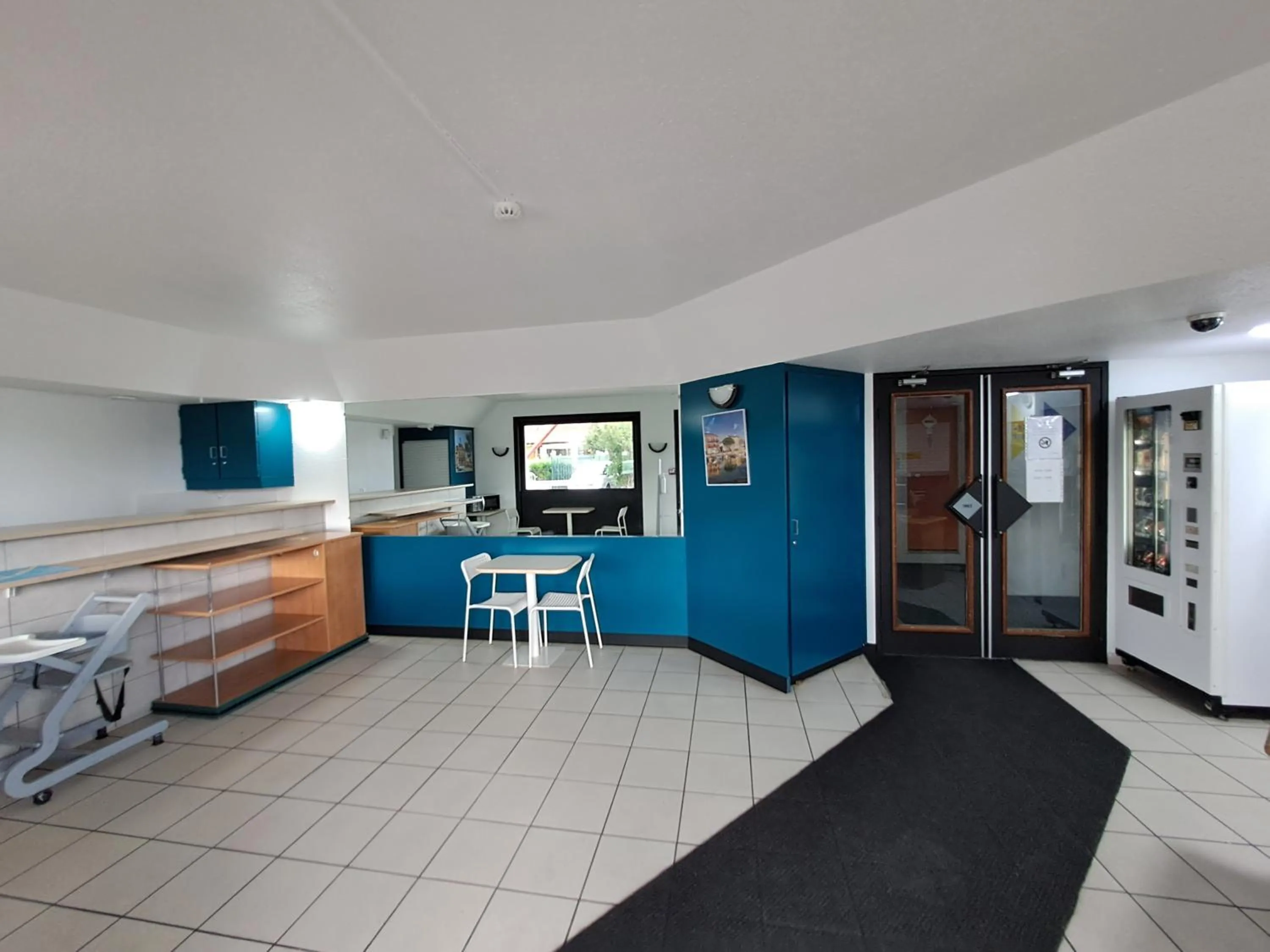 Lobby or reception in HOTEL THANIA