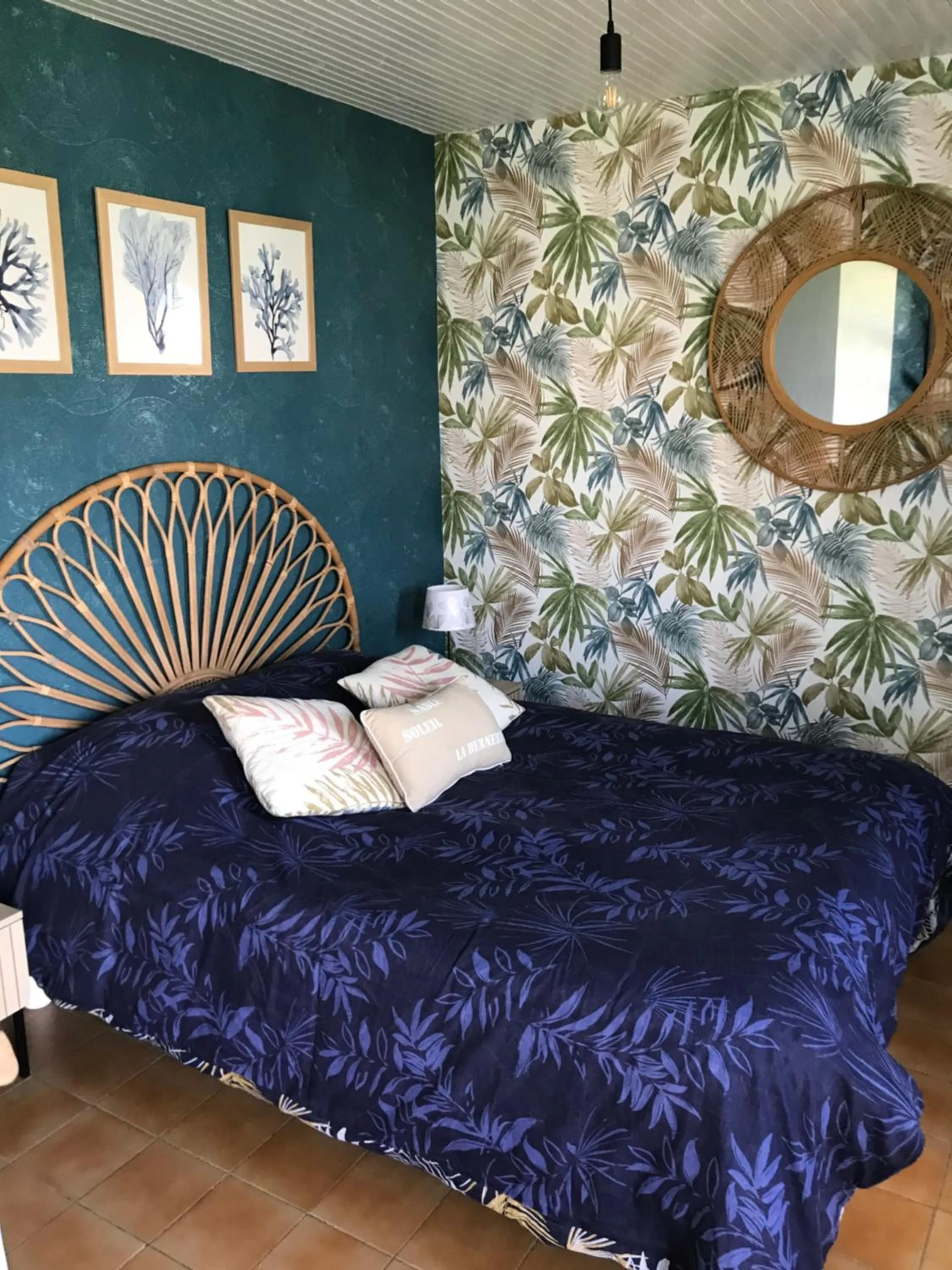 Bed in Studio avec piscine