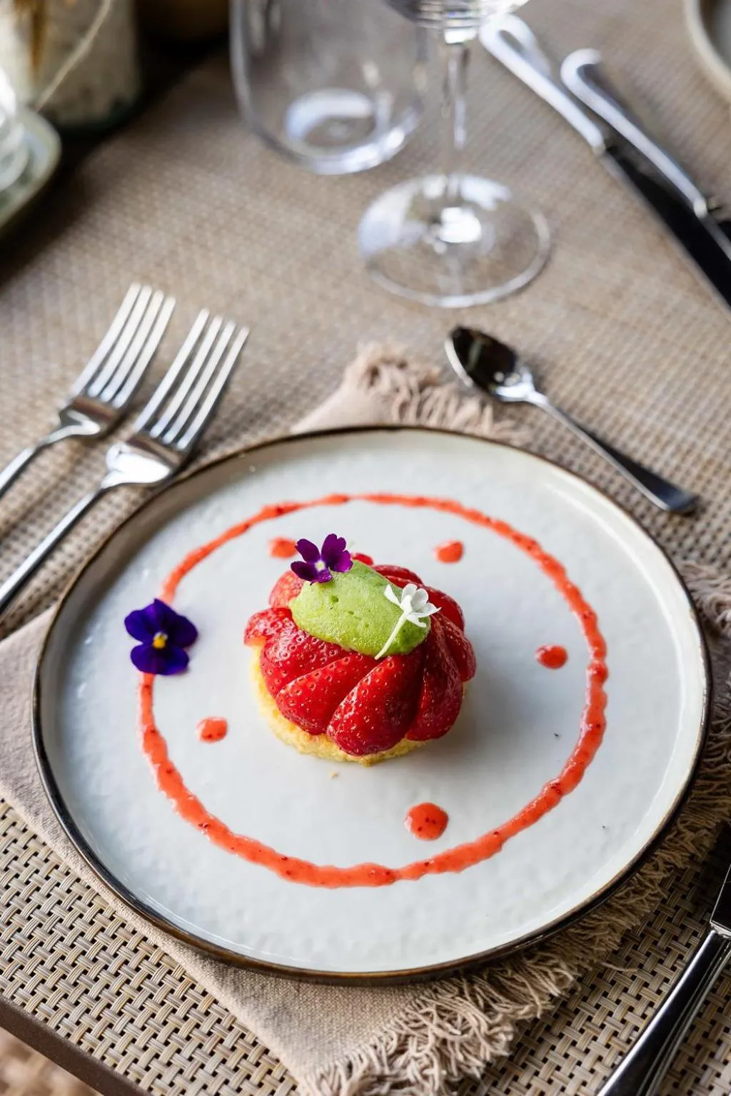 Food and drinks in LA FERME DE LA HUPPE