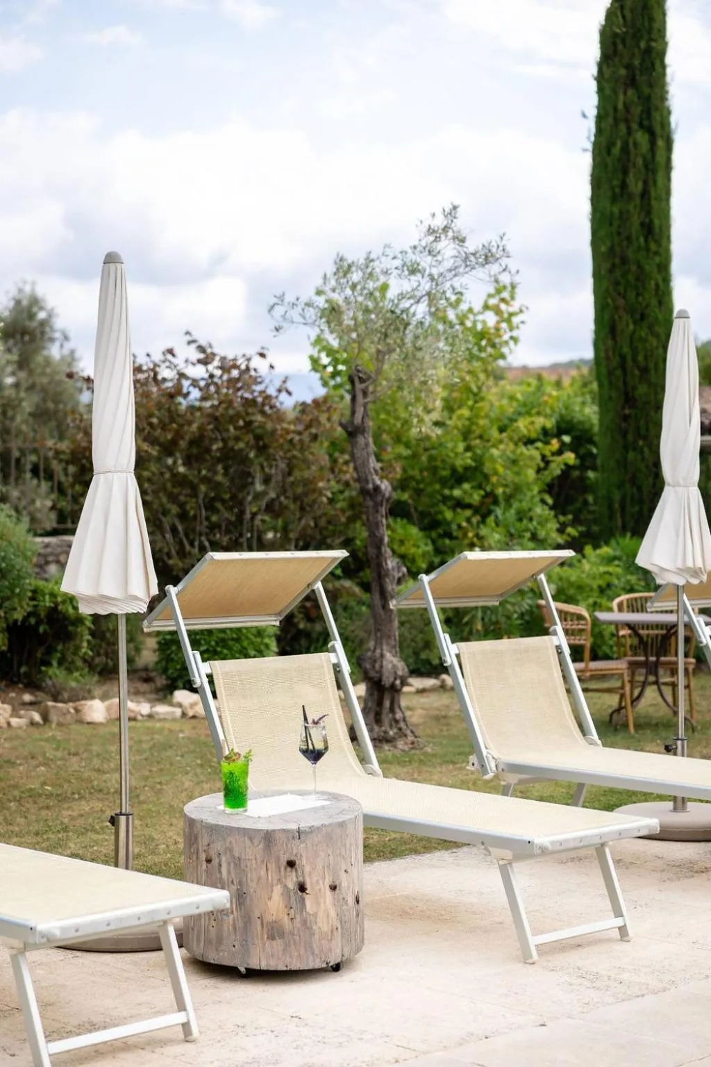 sunbed in LA FERME DE LA HUPPE