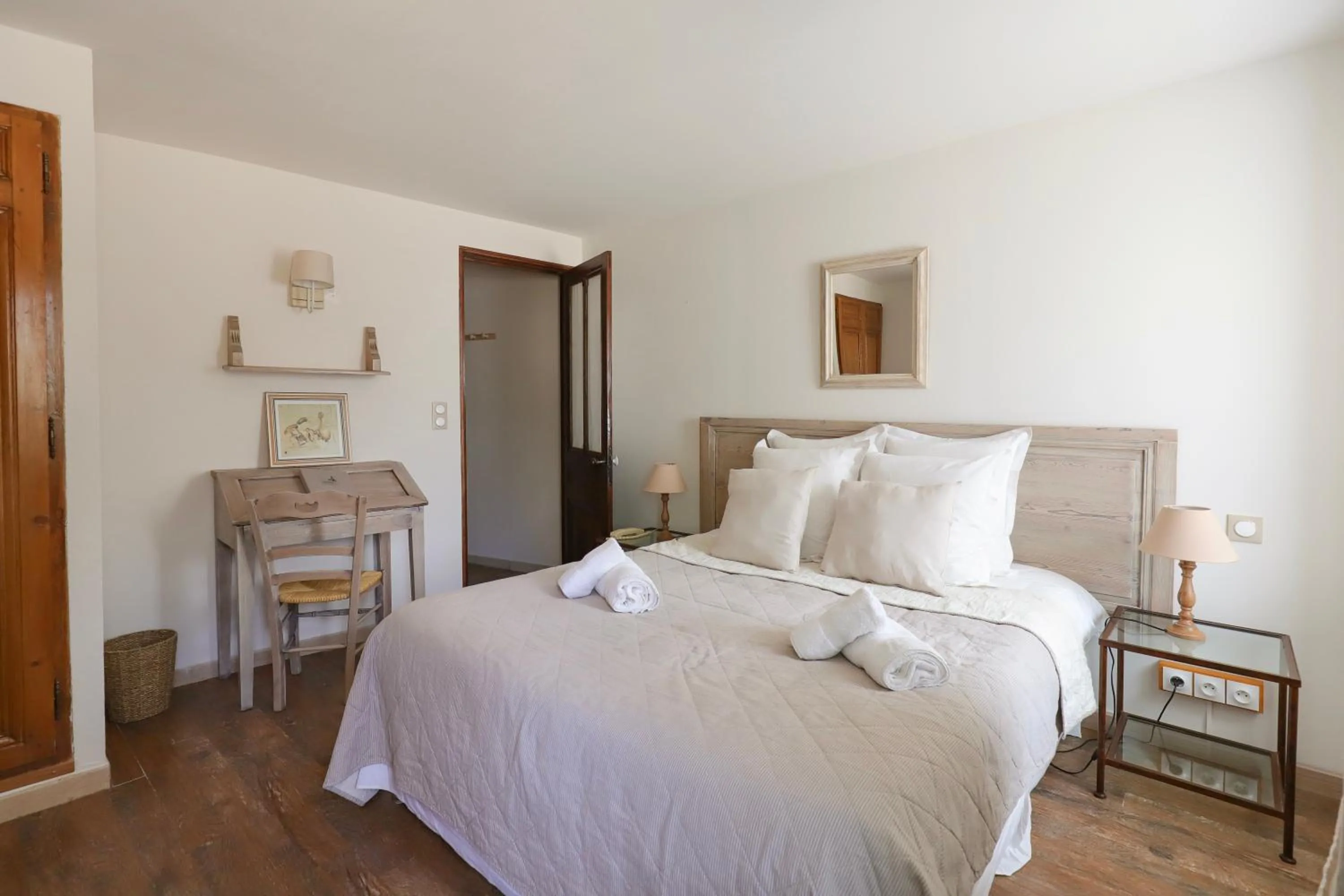 Photo of the whole room, Bed in LA FERME DE LA HUPPE